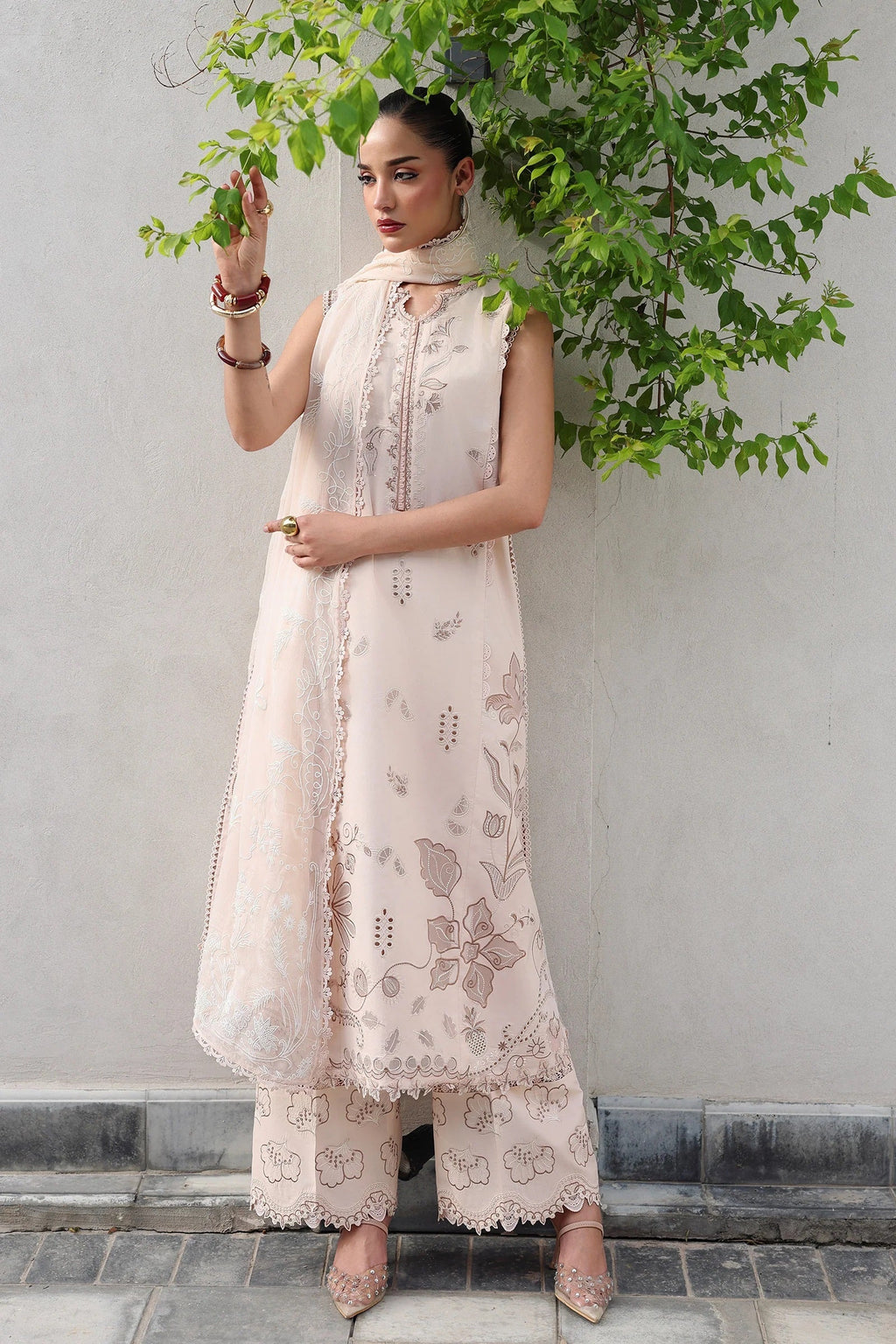 Qalamkar Qline Lawn QKL-10 (Mila) – Qalamkar 3-piece unstitched suit
