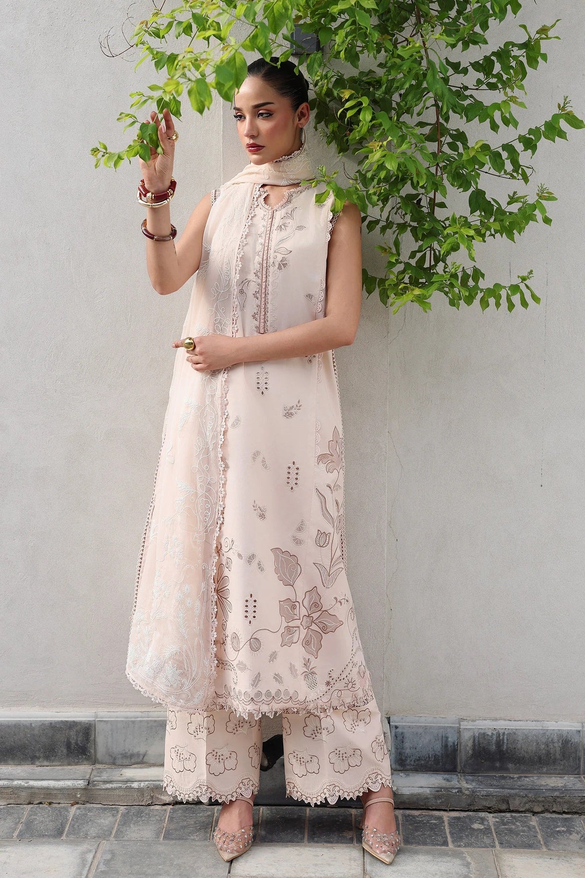 Qalamkar Qline Lawn QKL-10 (Mila) – Qalamkar 3-piece unstitched suit