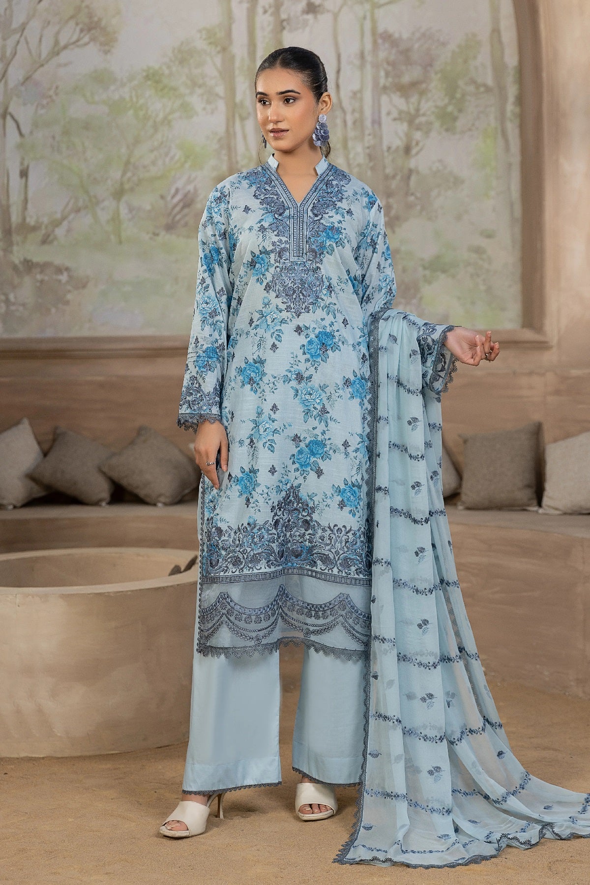 Smile Luxury Lawn By Azam Arts D-2110 – Azam Arts 3-piece unstitched suit