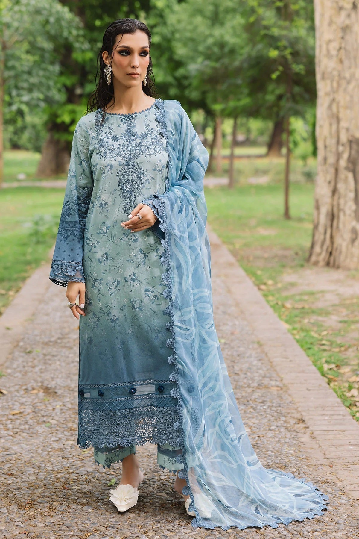 Nureh Daily Delights Lawn DD-10 – Nureh 3-piece unstitched suit