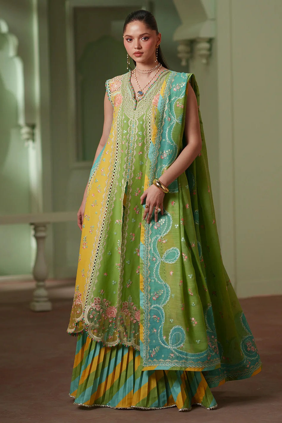 Bin Ilyas Mashriq Lawn 114A – Bin Ilyas 3-piece unstitched suit