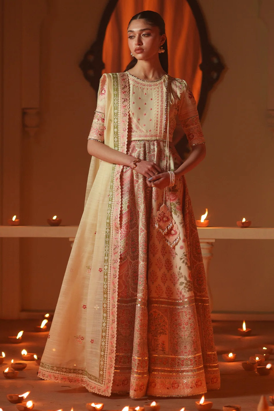 Bin Ilyas Mashriq Lawn 115A – Bin Ilyas 3-piece unstitched suit