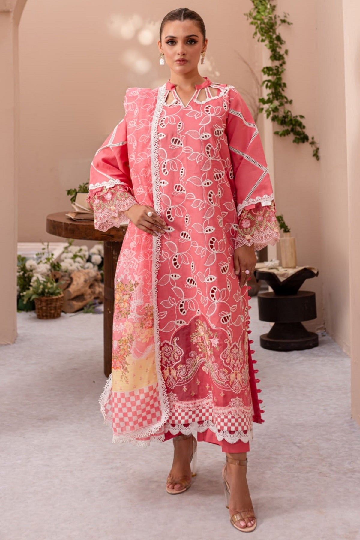 Regelia Lawn By Parishay RL-11 – Parishay 3-piece unstitched suit
