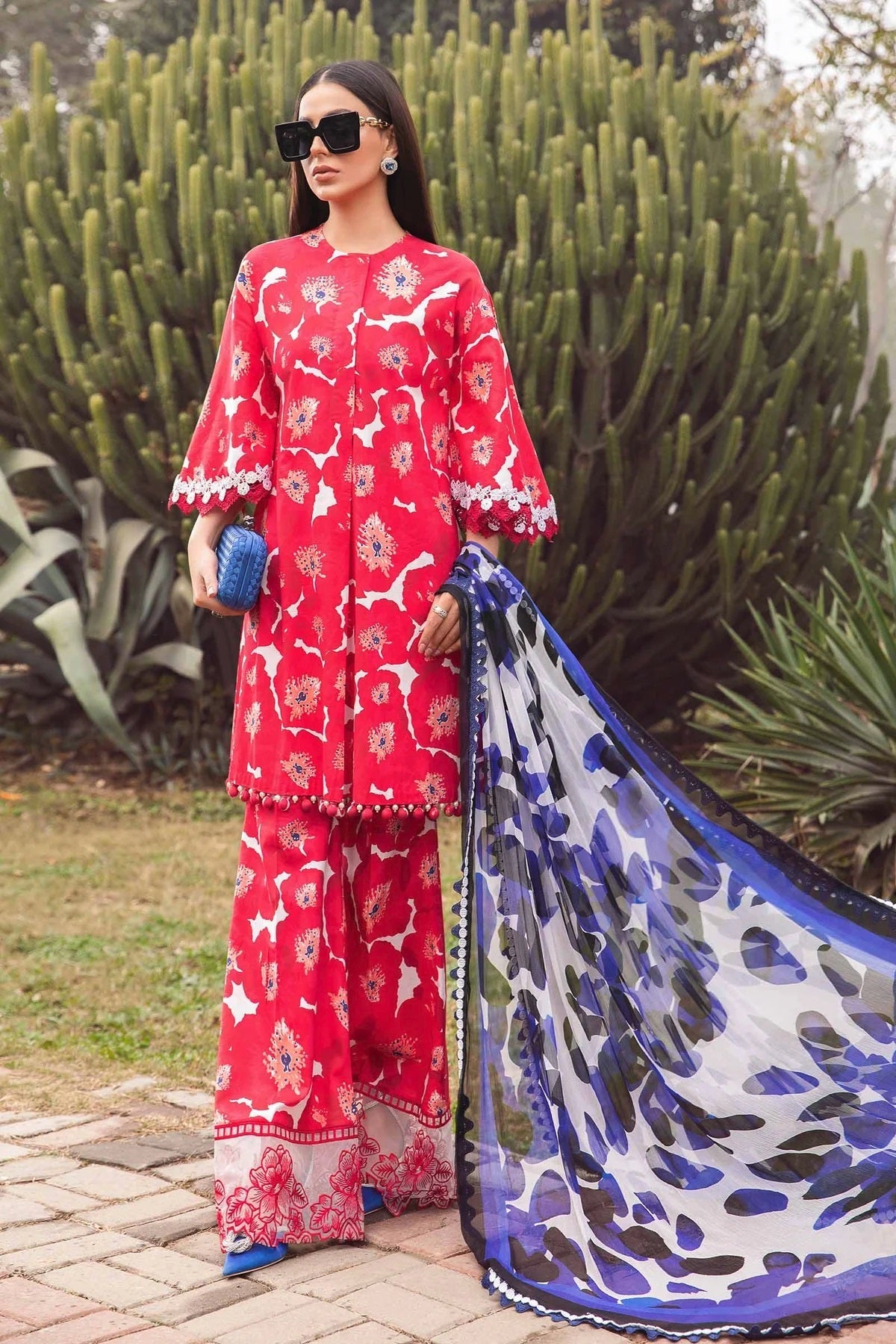 Maria B Mprints Lawn D-12A – Maria B 3-piece unstitched suit