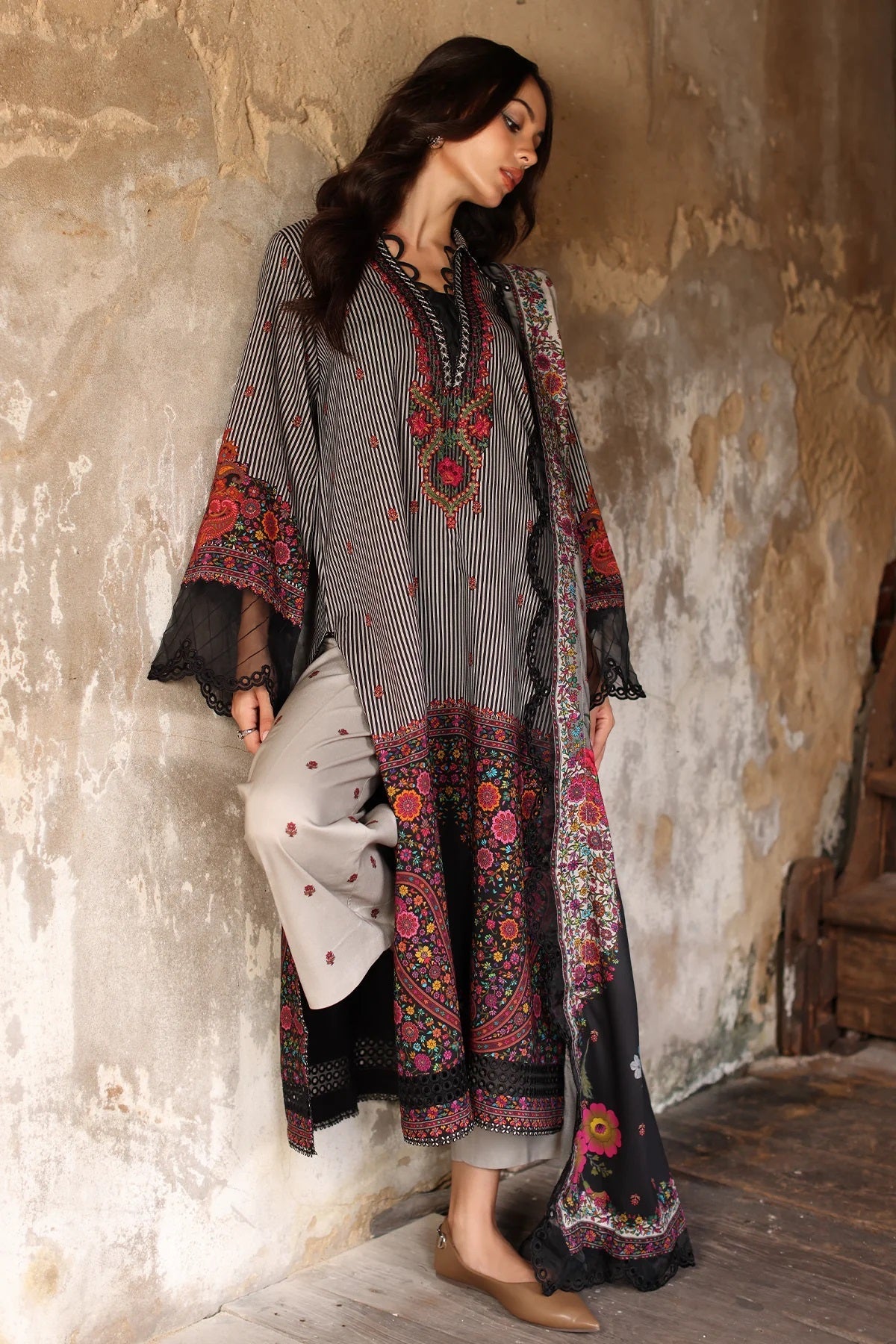 Charizma Aniq Linen ANW7-12 – Charizma 3-piece unstitched suit