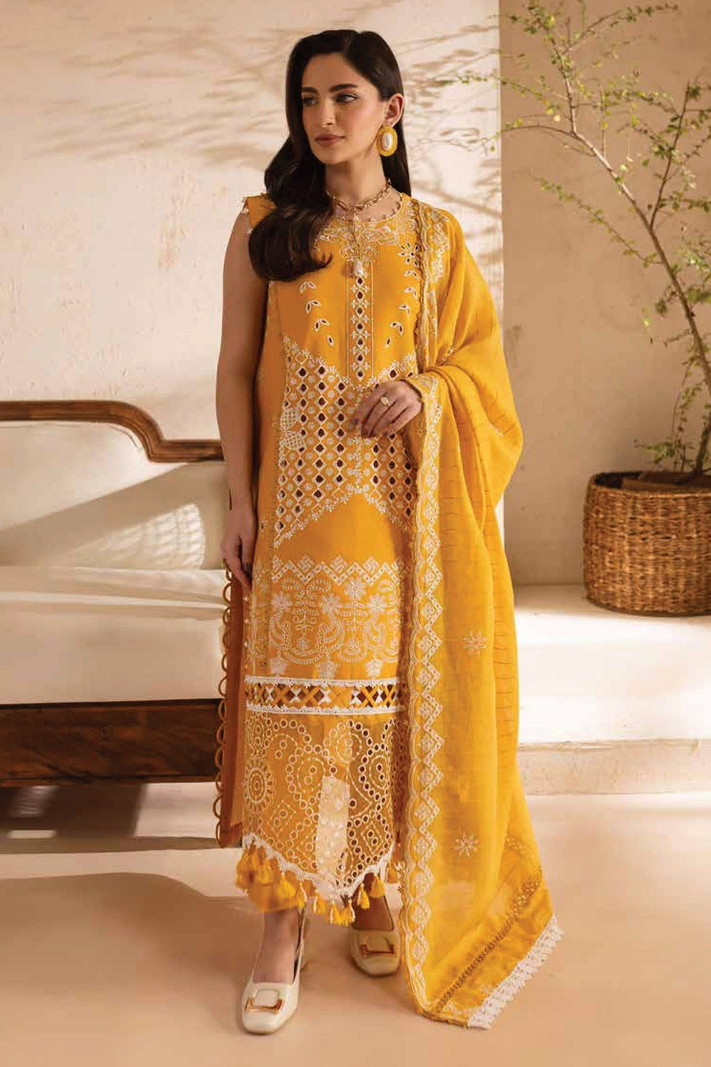 Summer Garden Lawn By Parishay SG-13 – Parishay 3-piece unstitched suit