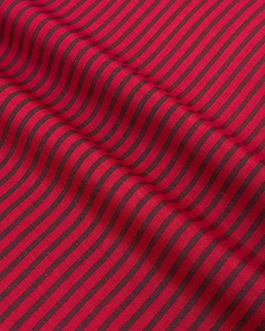 Black Stripe Lawn – Red (BSL-B25-0025), self-textured lawn fabric by the meter