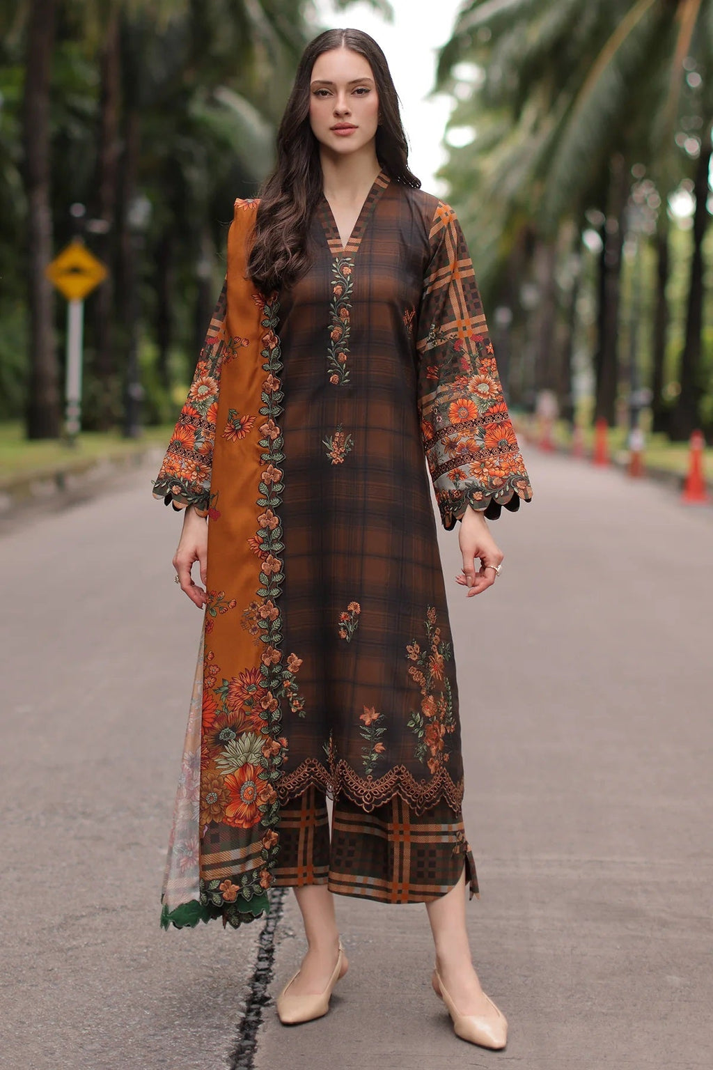 Charizma Aniq Linen ANW7-15 – Charizma 3-piece unstitched suit
