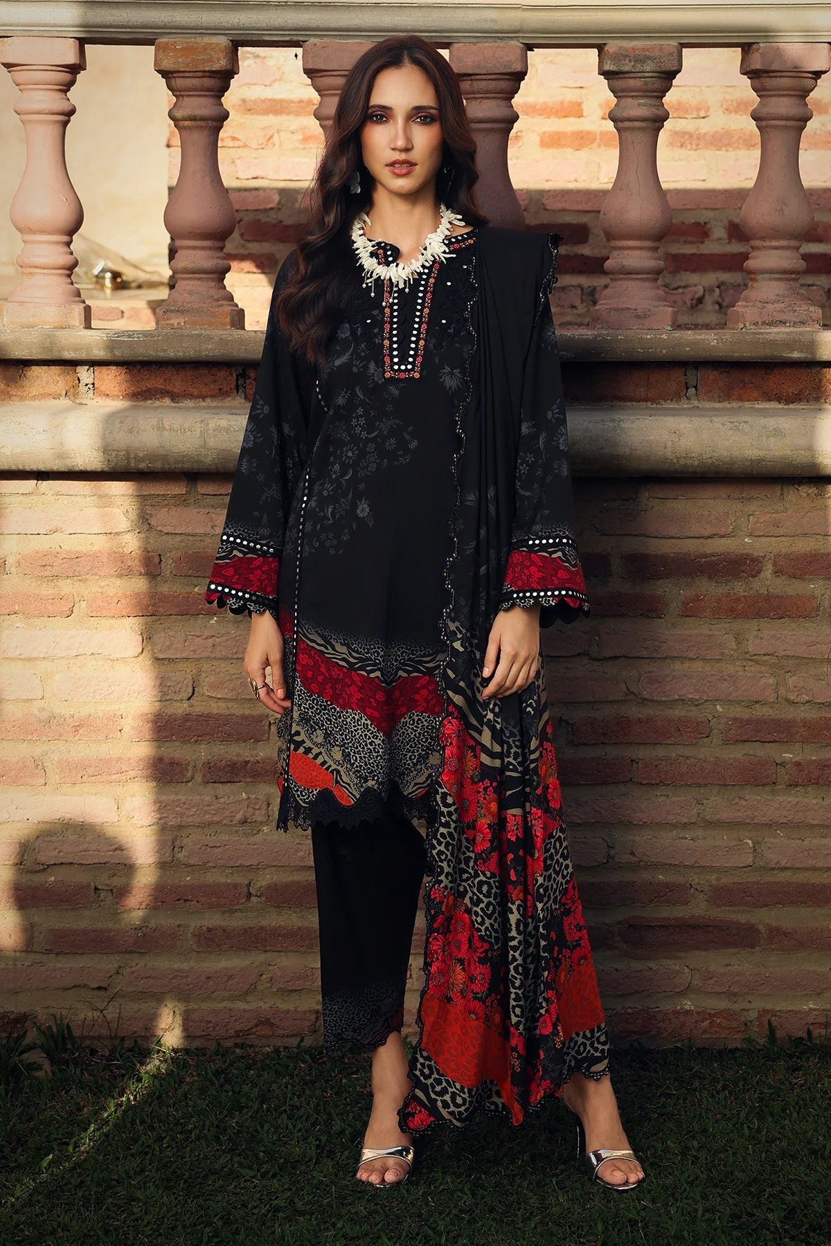Charizma Combinations Linen CCW7-16 – Charizma 3-piece unstitched suit