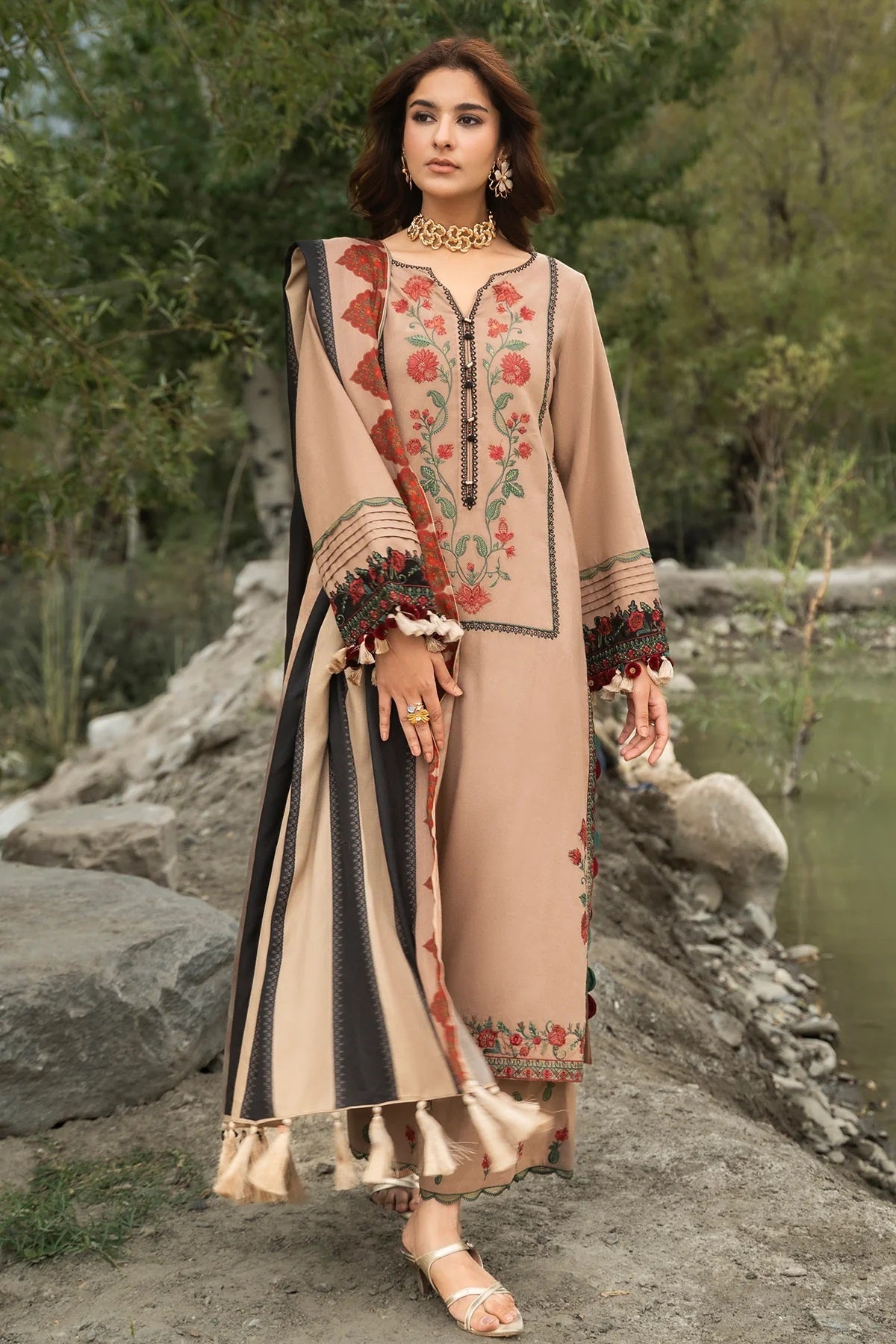 Charizma Poshima Leather Peach PSW6-17 – Charizma 3-piece unstitched suit