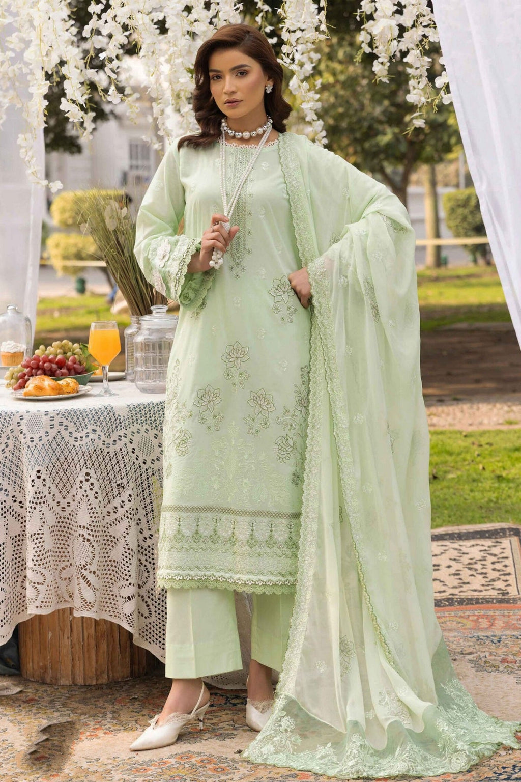 Shaista Festive Lawn D-191 – Shaista 3-piece unstitched suit