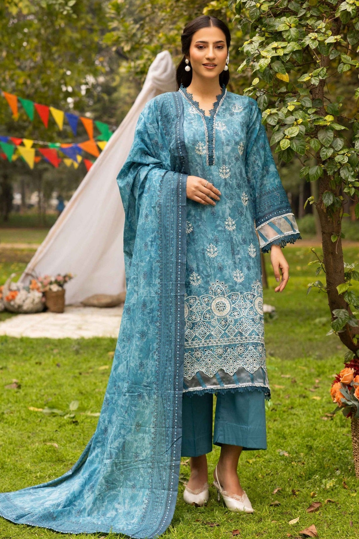 Shaista Printkari Lawn D-199 – Shaista 3-piece unstitched suit