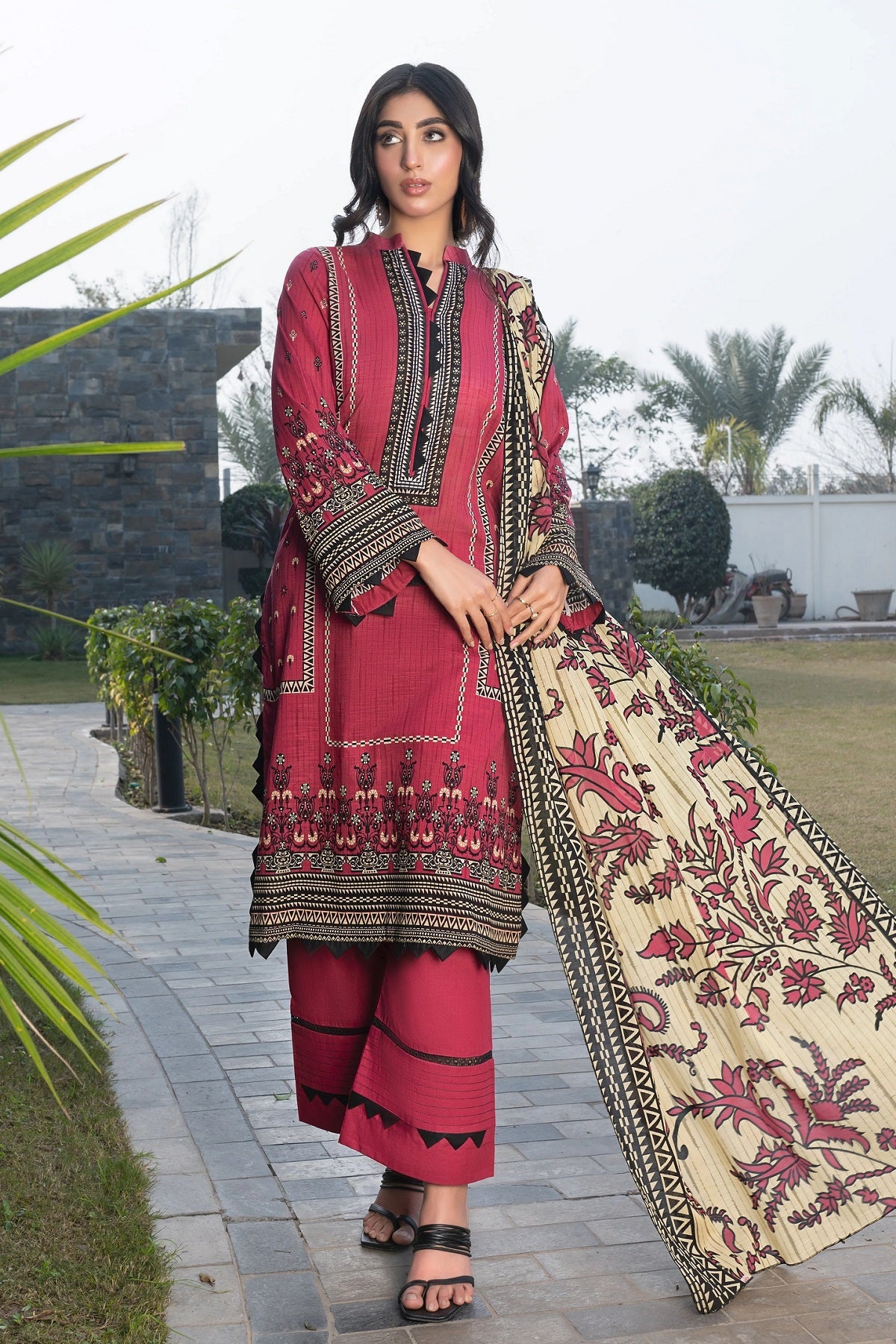 Murashe Mannat Print Lawn D-10 – Murashe 3-piece unstitched suit