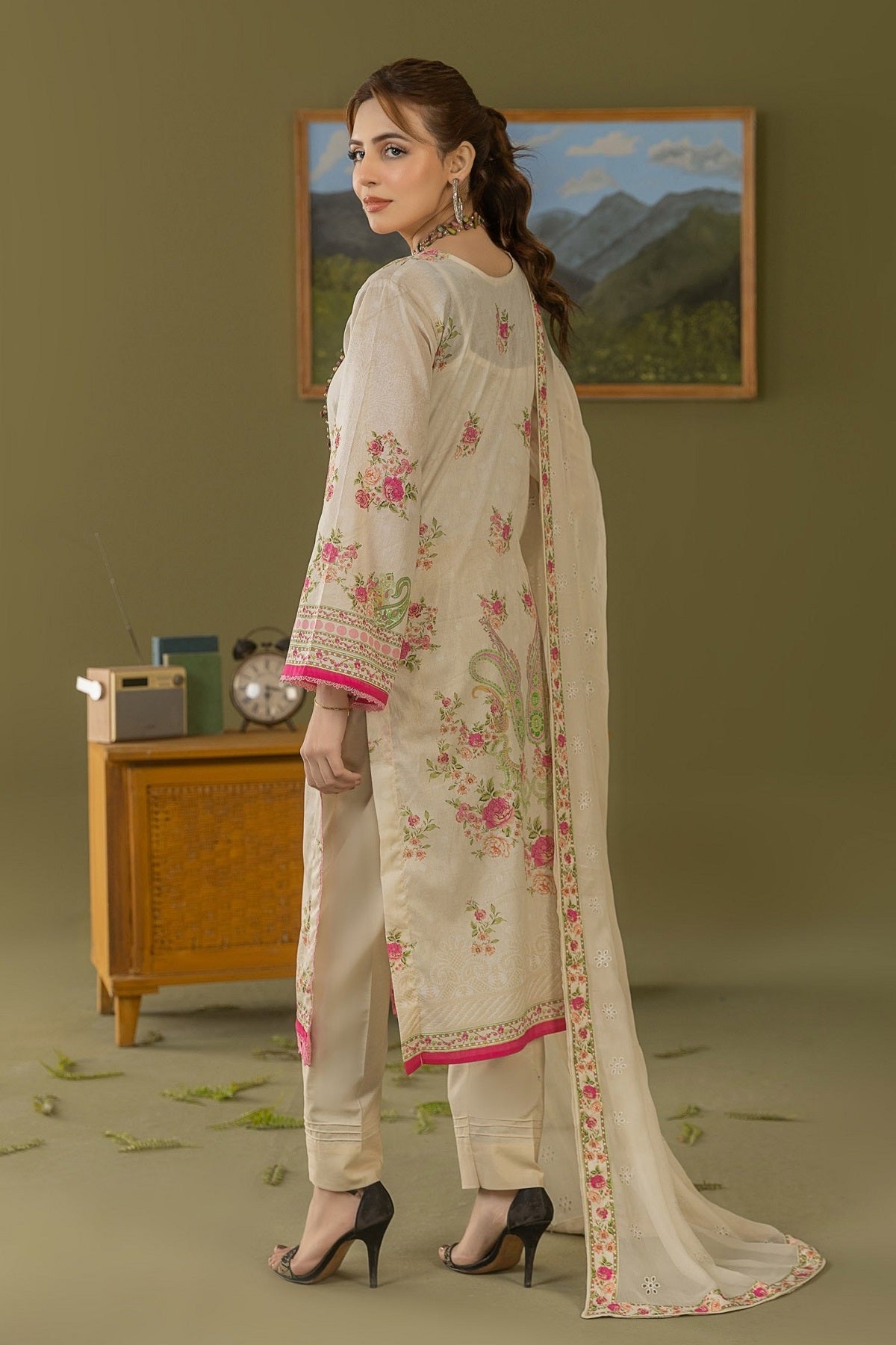 Smile Print Lawn By Azam Arts D-2178, photo 2