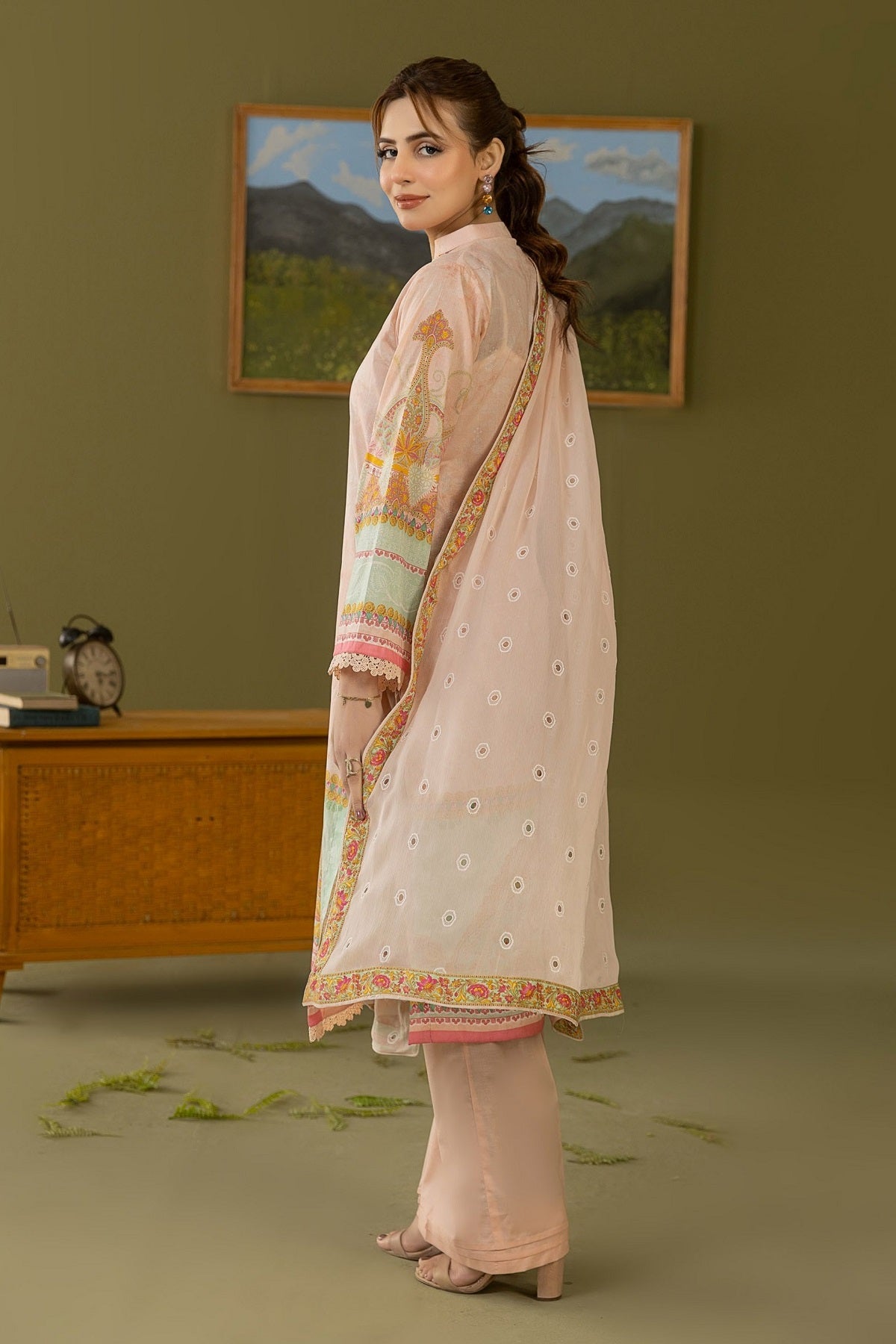 Smile Print Lawn By Azam Arts D-2180, photo 2