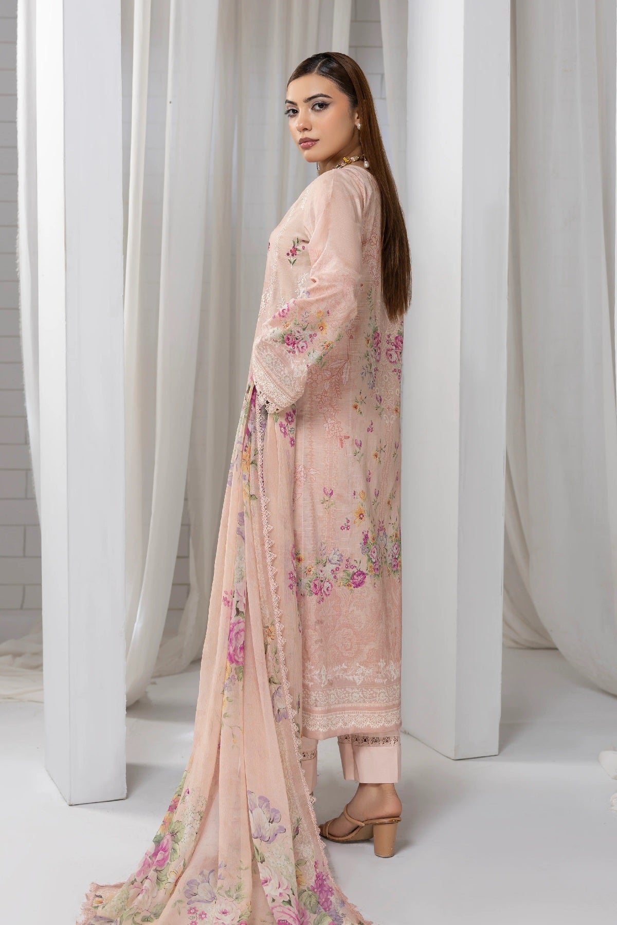 Rangoon Lawn By Azam Arts D-2261, photo 2