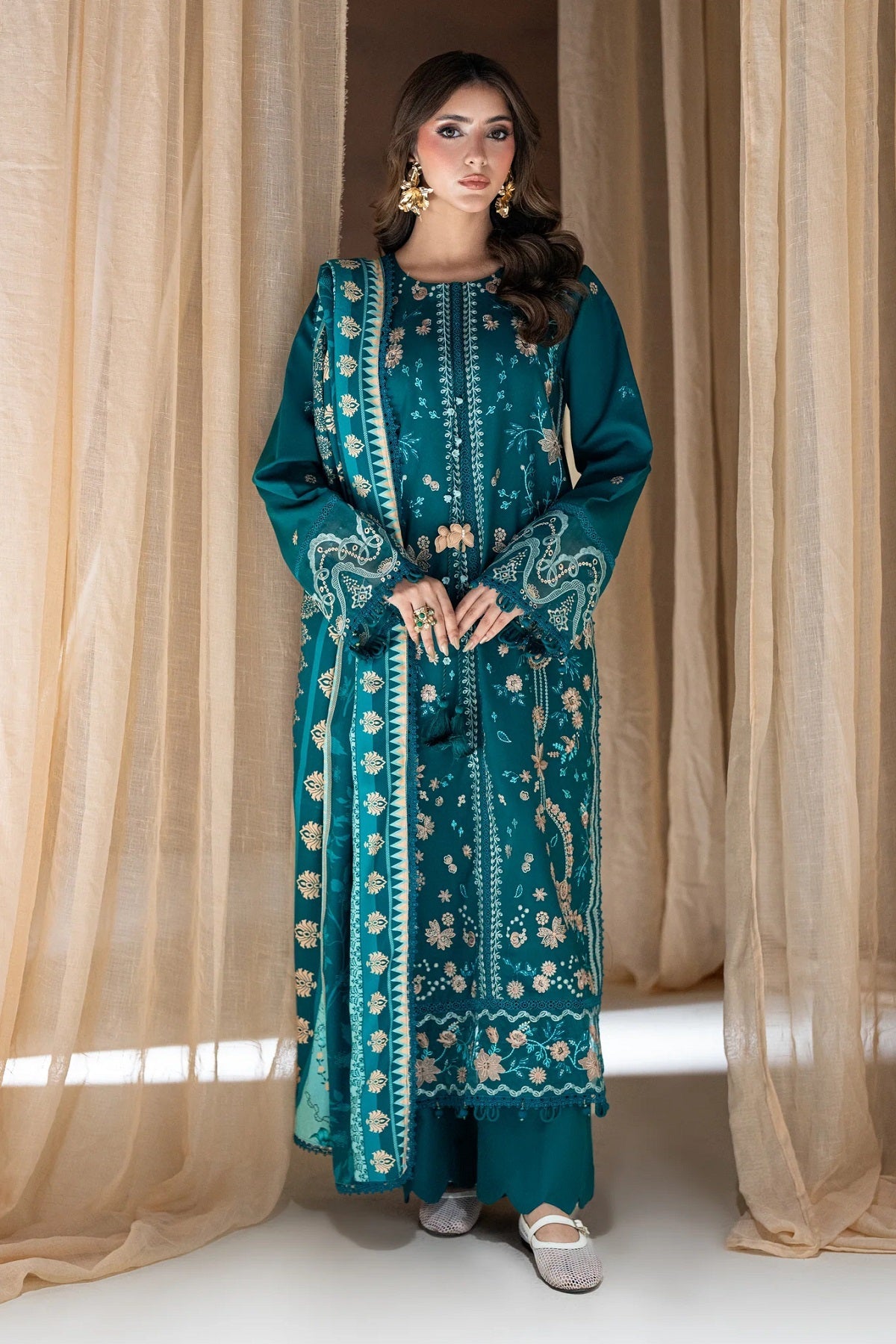 Coral Rangrez Linen CR-02A – Coral 3-piece unstitched suit