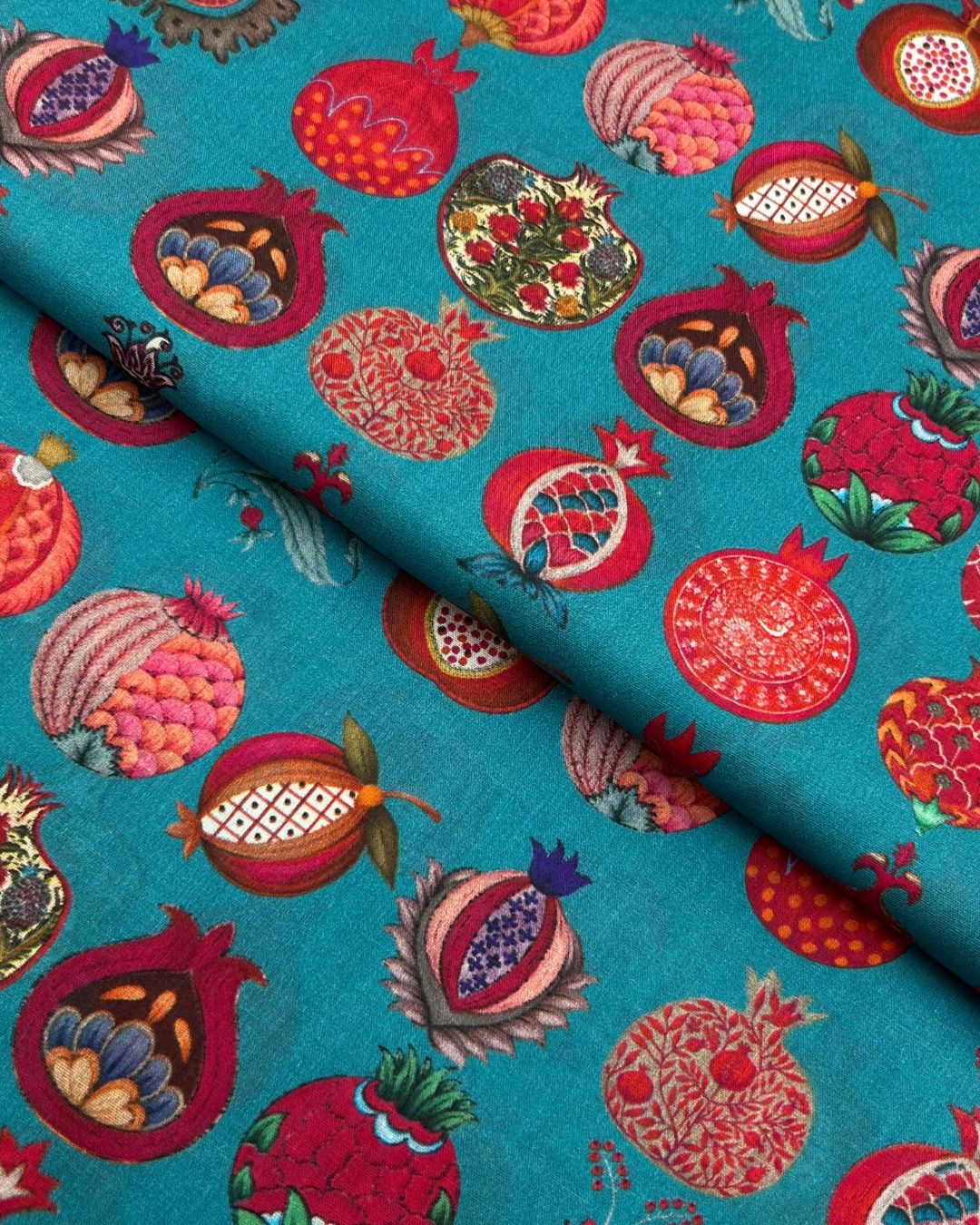 Rang e Bahar Digital Print Lawn fabric