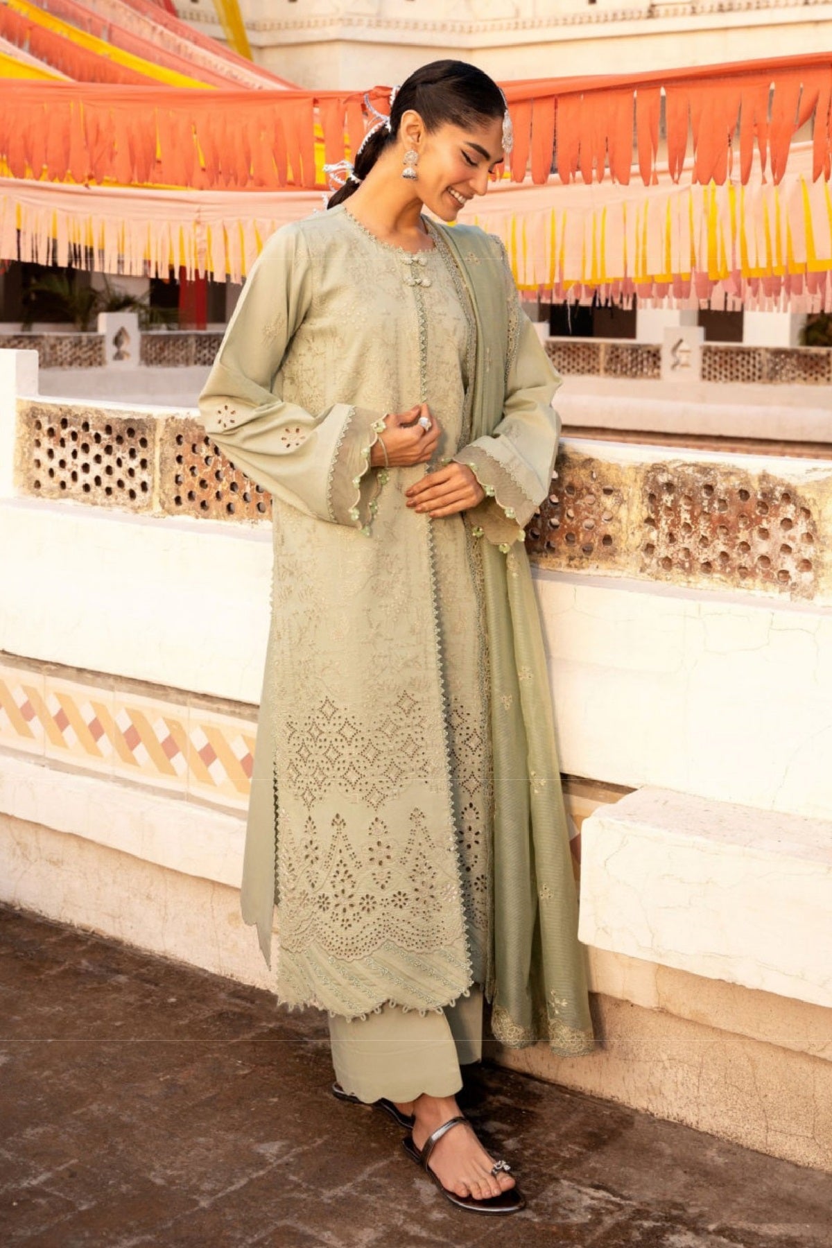 Florent Luxury Lawn FZ-3A – Florent 3-piece unstitched suit