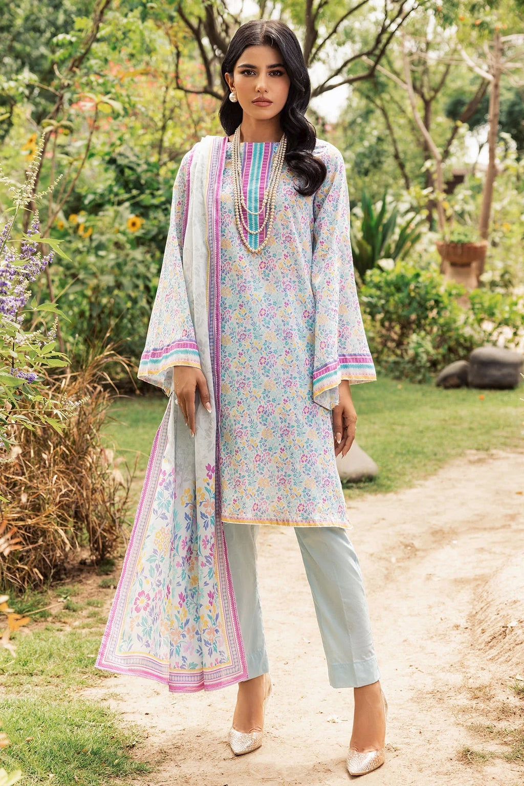 Motifz Rang Print Lawn 4715 – Motifz 3-piece unstitched suit