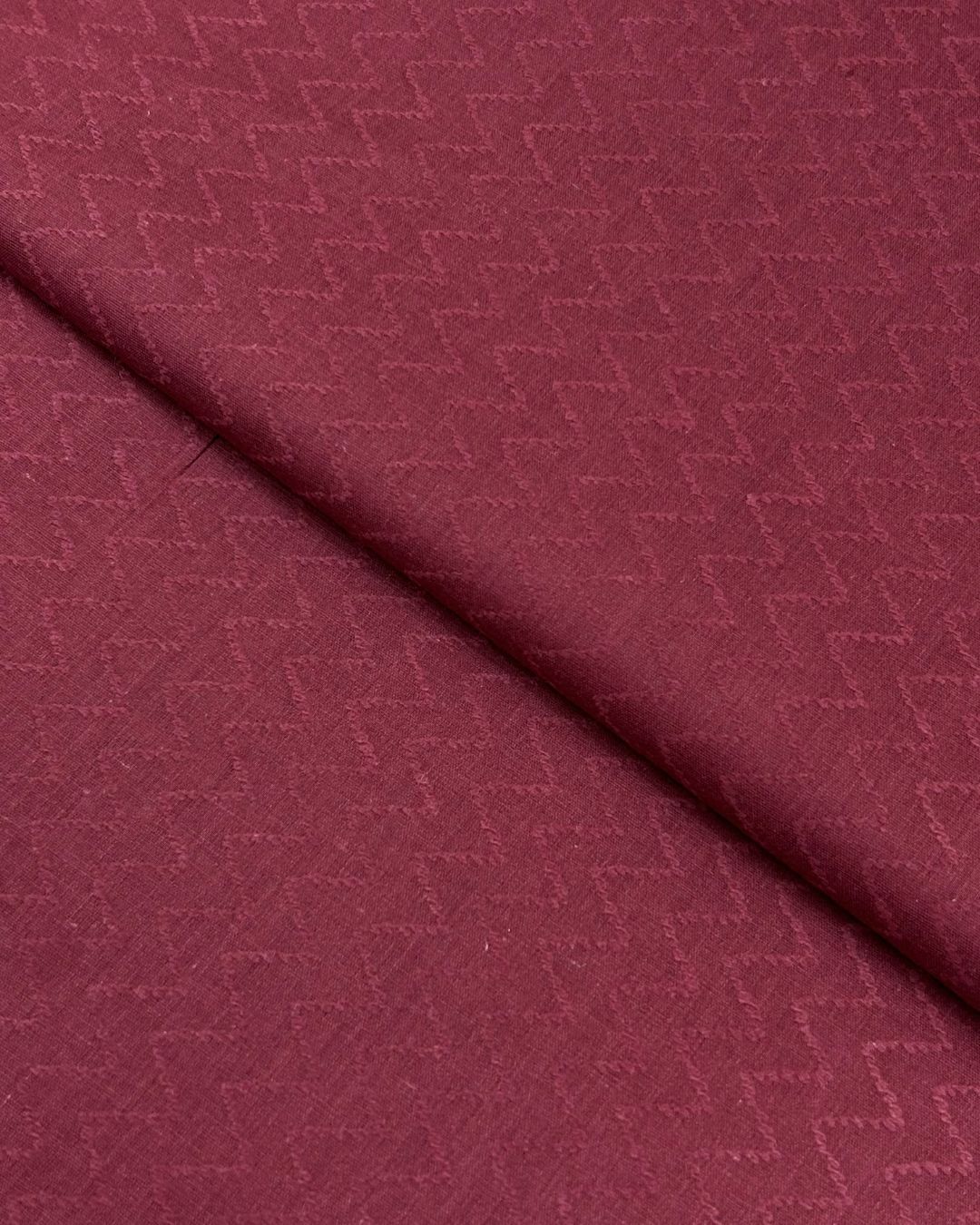 Wide Needle Lawn – Maroon fabric