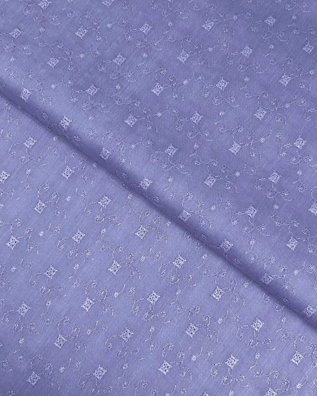 Chikankari Lawn – Lilac fabric
