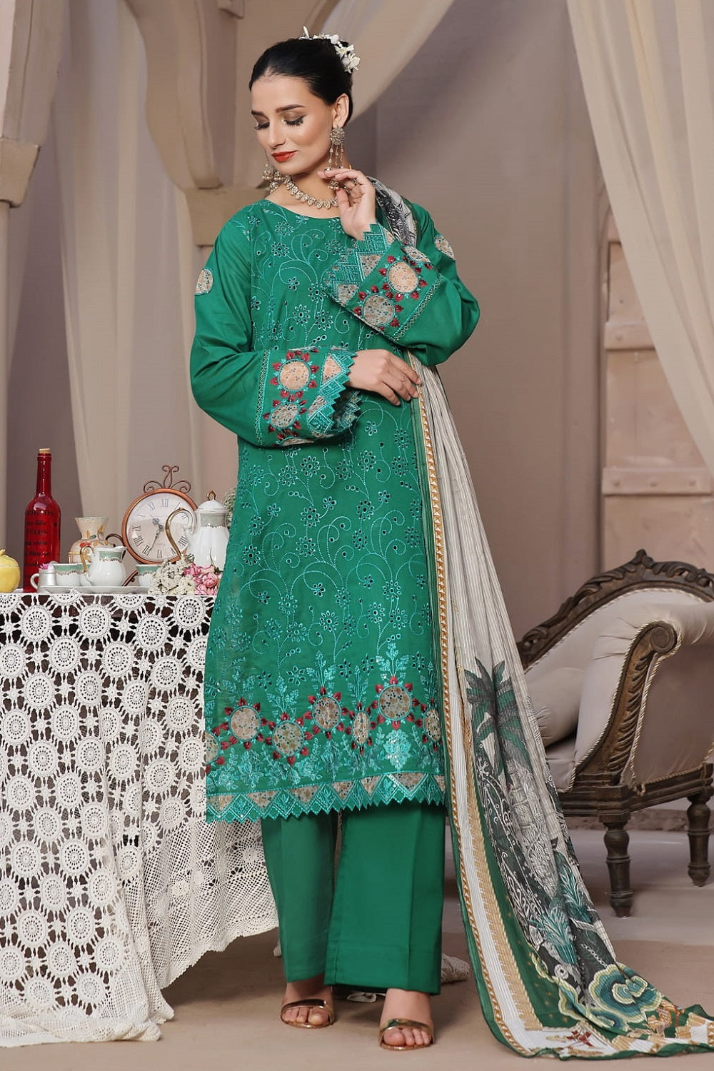 Dressline Rang-e-Bahar Lawn D-526K – Dressline 3-piece unstitched suit