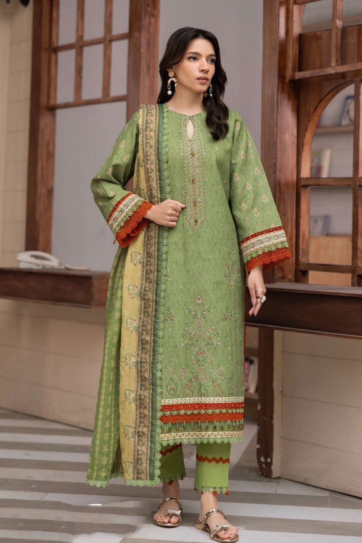 Peridot Aiza Anaya Lawn PR-540 – Peridot 3-piece unstitched suit