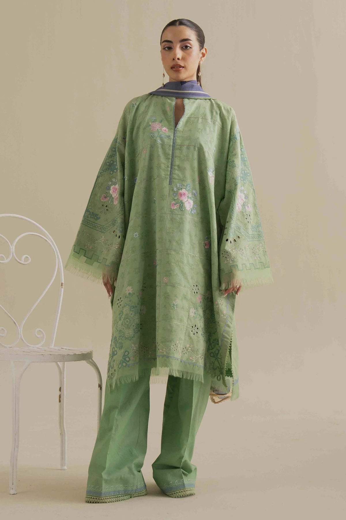 Coco Lawn By Zara Shahjahan D-05A (Sufa) – Zara Shahjahan 3-piece unstitched suit