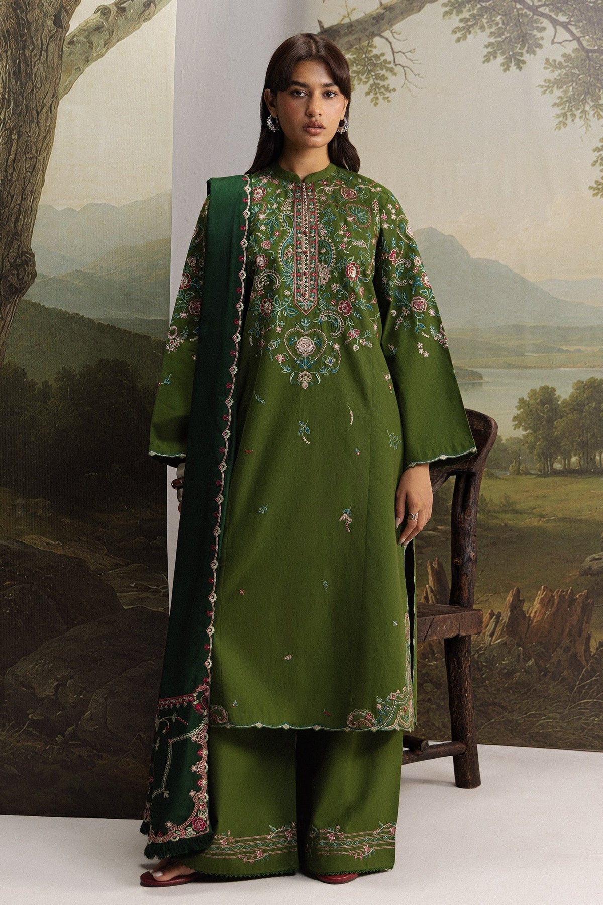 Coco Winter By Zara Shahjahan D-05B – Zara Shahjahan 3-piece unstitched suit