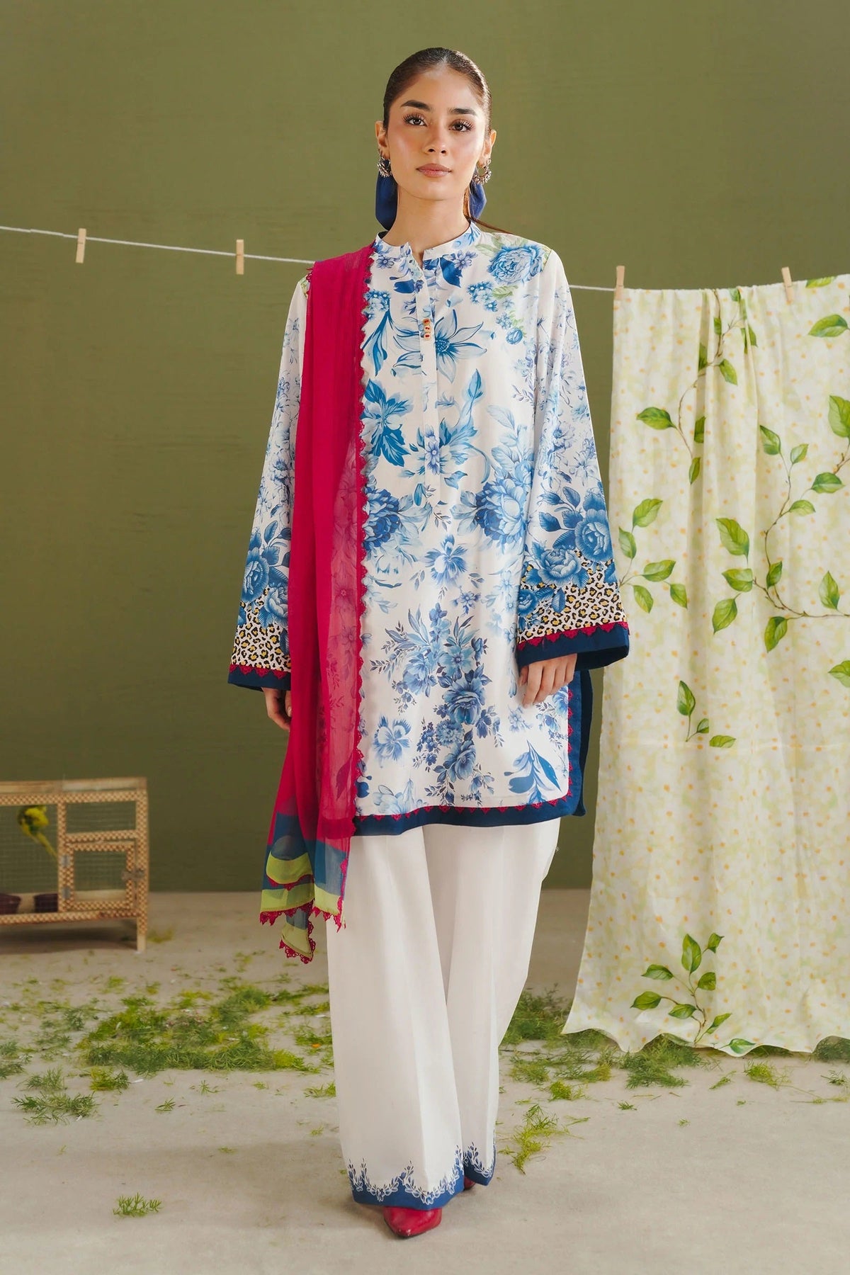 Coco Lawn Prints By Zara Shahjahan D-06A – Zara Shahjahan 3-piece unstitched suit