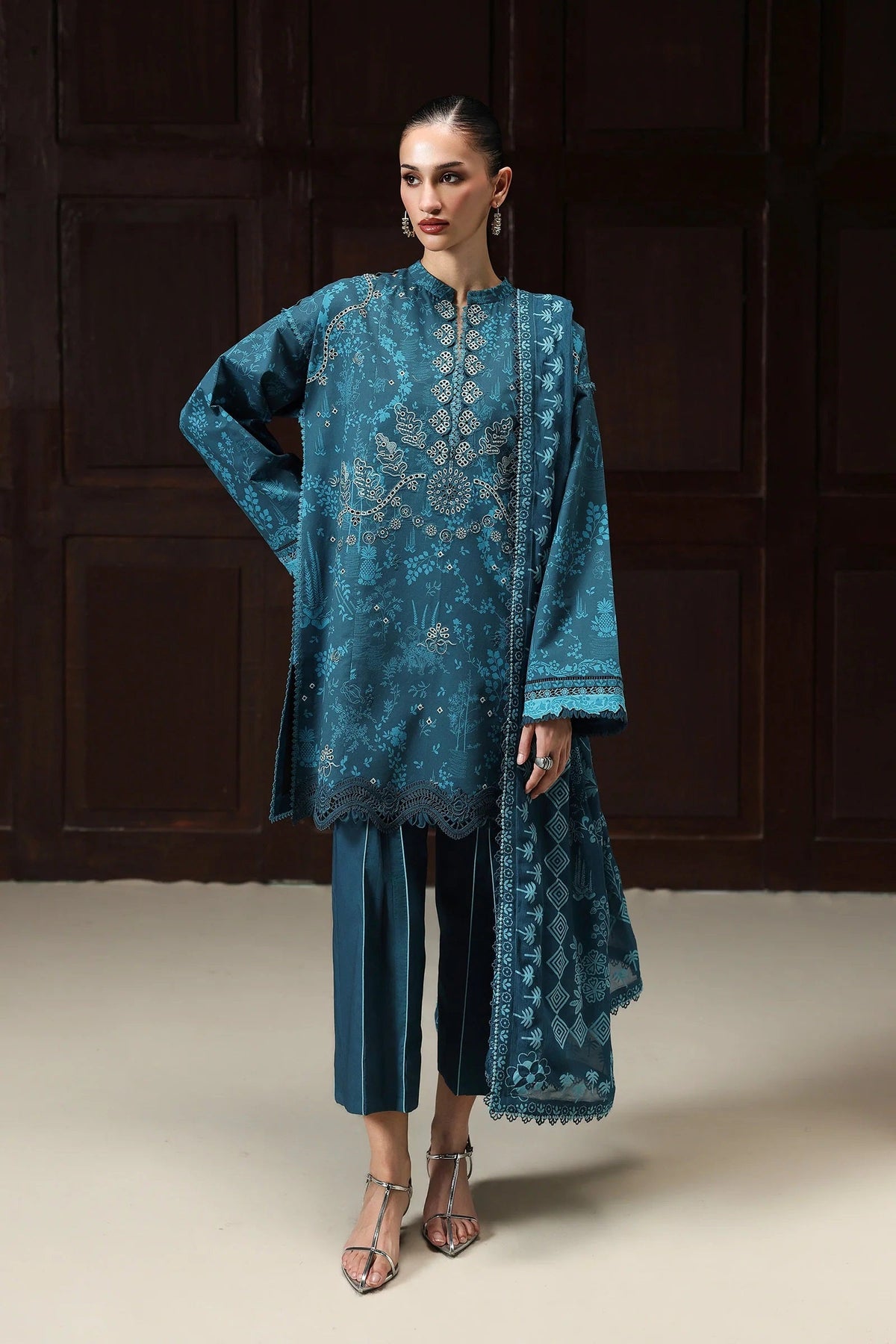 Qalamkar QPrints Lawn QQP-06A (Alyra) – Qalamkar 3-piece unstitched suit