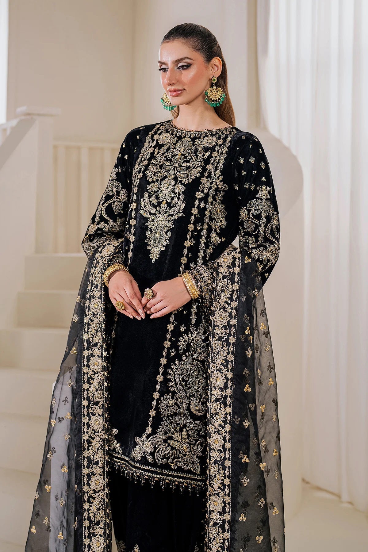 Baroque Luxury Velvet UF-760, photo 2