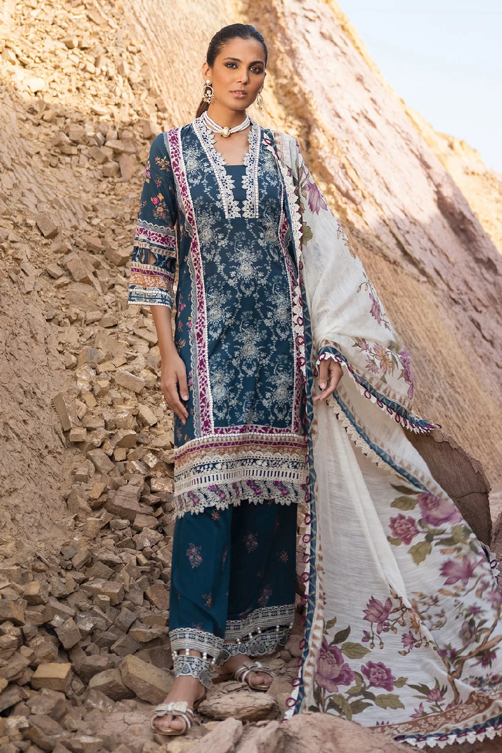 Elaf Signature Lawn ESC-07A (Zoe) – Elaf 3-piece unstitched suit