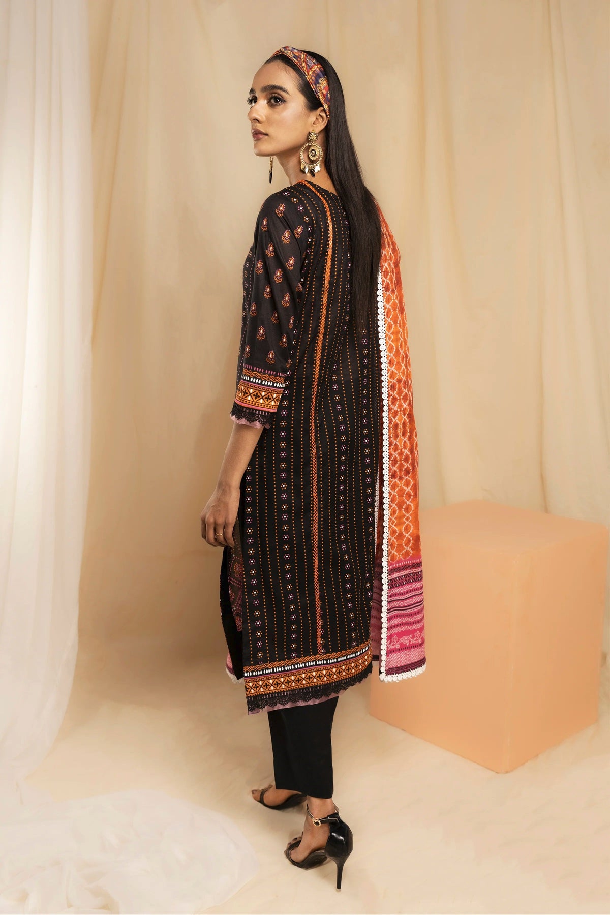 Komal Print Lawn SR-94A by Lakhany, photo 2