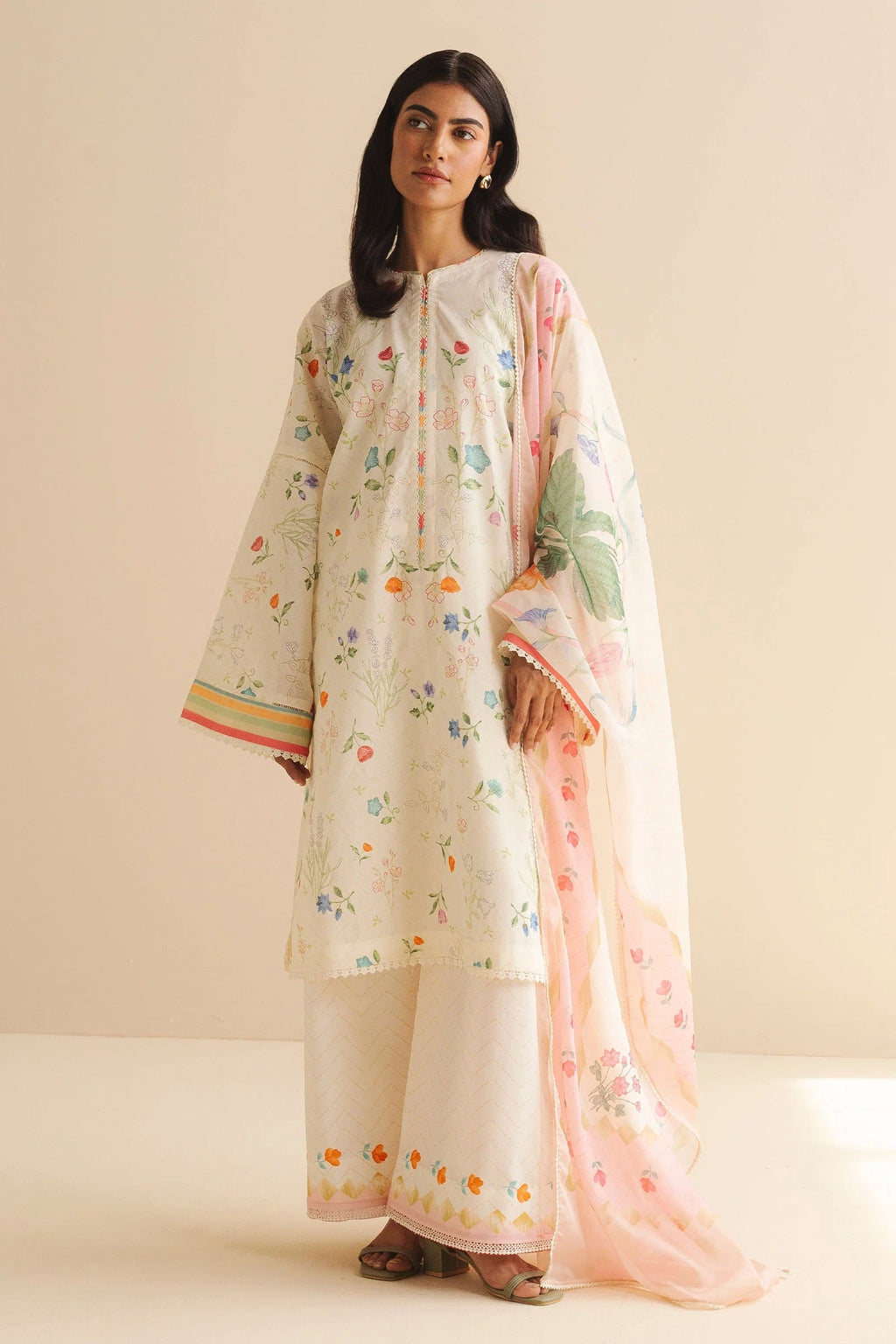 Coco Lawn Prints By Zara Shahjahan D-09B (Kaia) – Zara Shahjahan 3-piece unstitched suit
