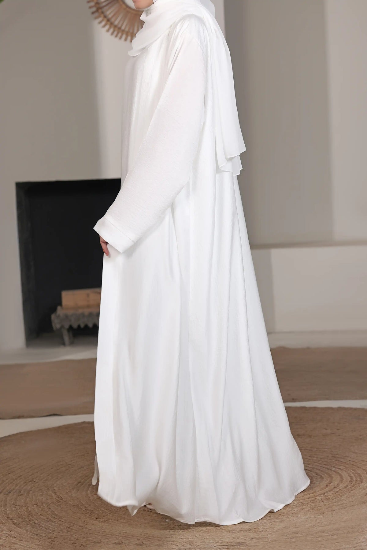 Hareer White Abaya by Al Deebaj, photo 4