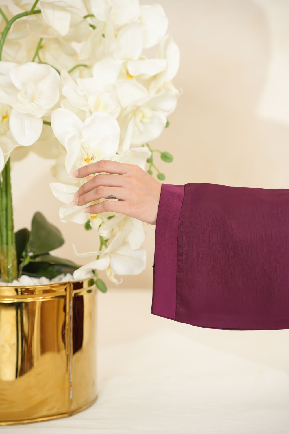 Maroon Basic Abaya by Al Deebaj, photo 6