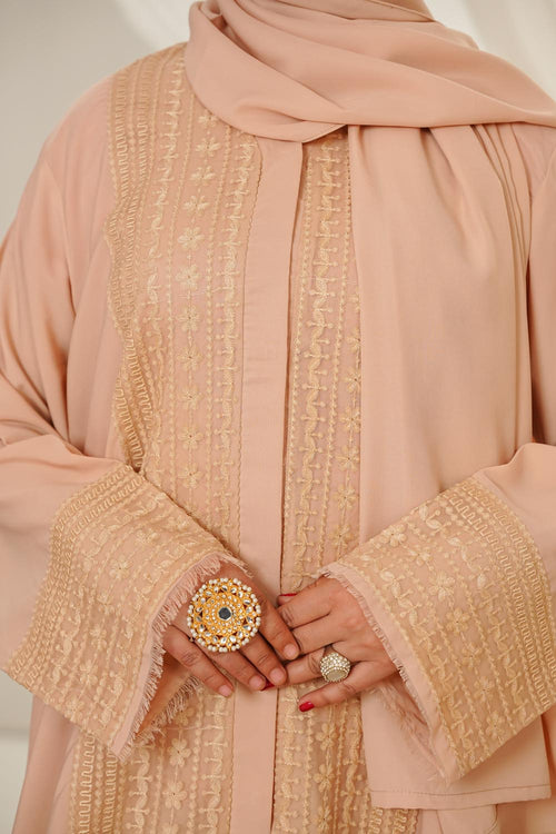 Aaira Ivory Abaya by Al Deebaj, photo 2