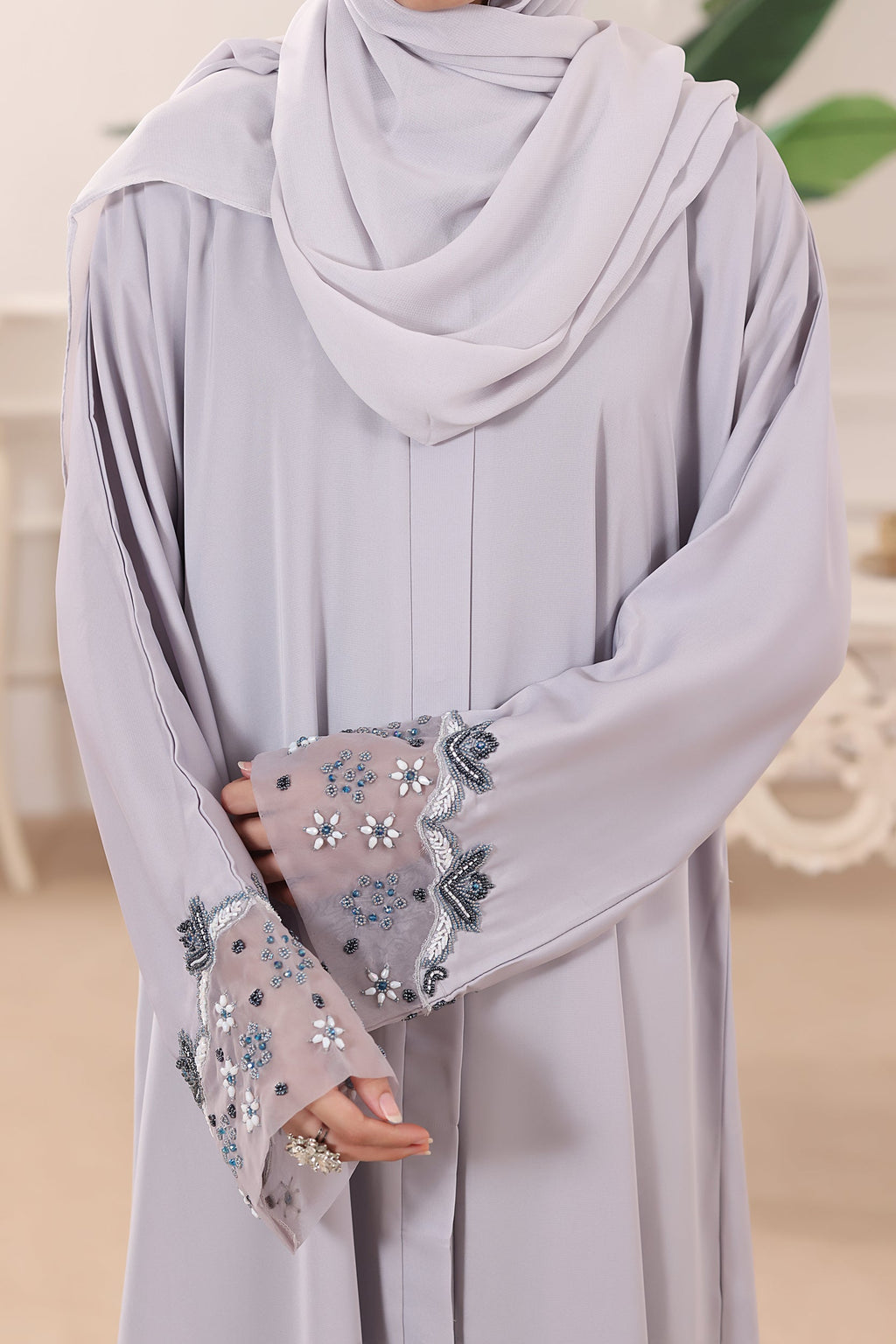 Tahira Lavender Grey Abaya by Al Deebaj, photo 2