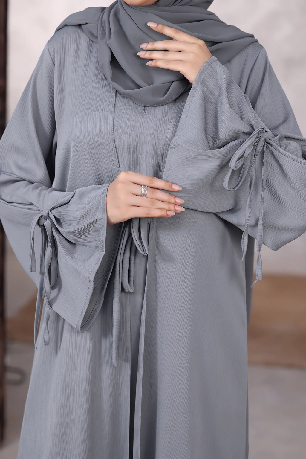 Anabiya Grey Abaya by Al Deebaj, photo 2