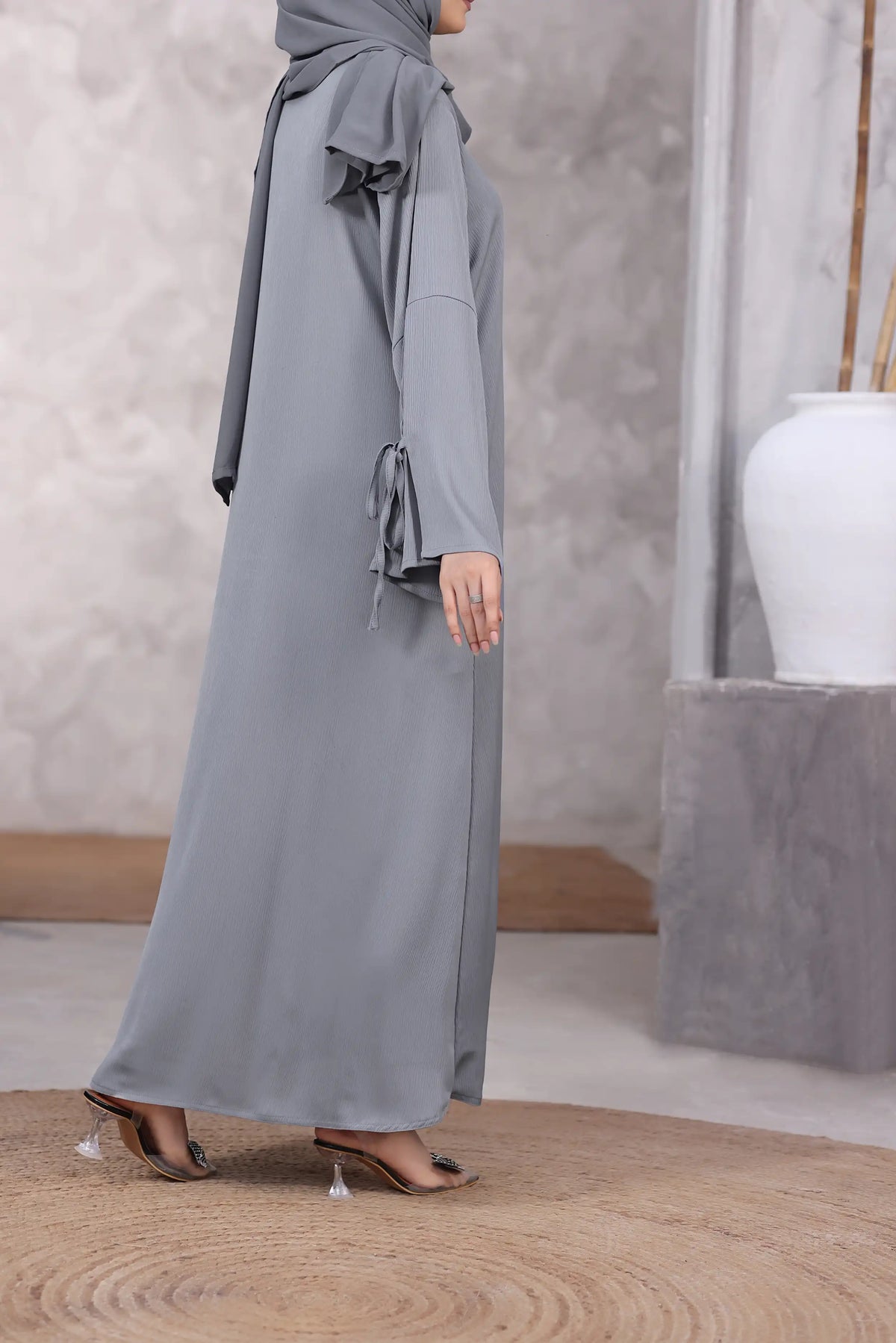 Anabiya Grey Abaya by Al Deebaj, photo 4