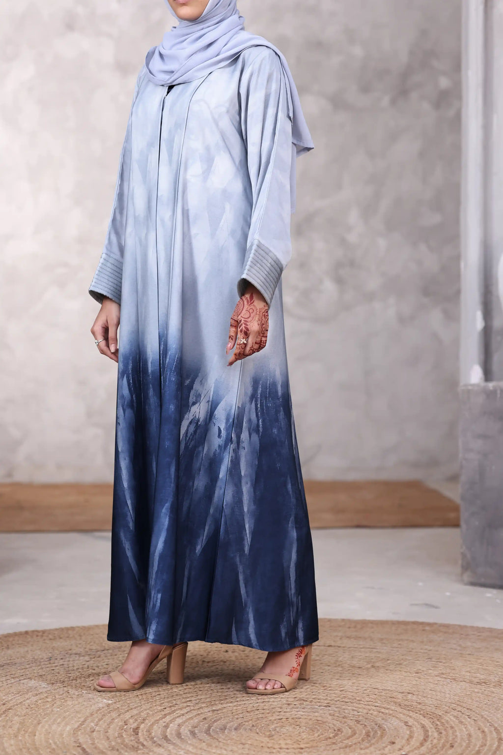 Desire Sapphire Abaya by Al Deebaj, photo 3
