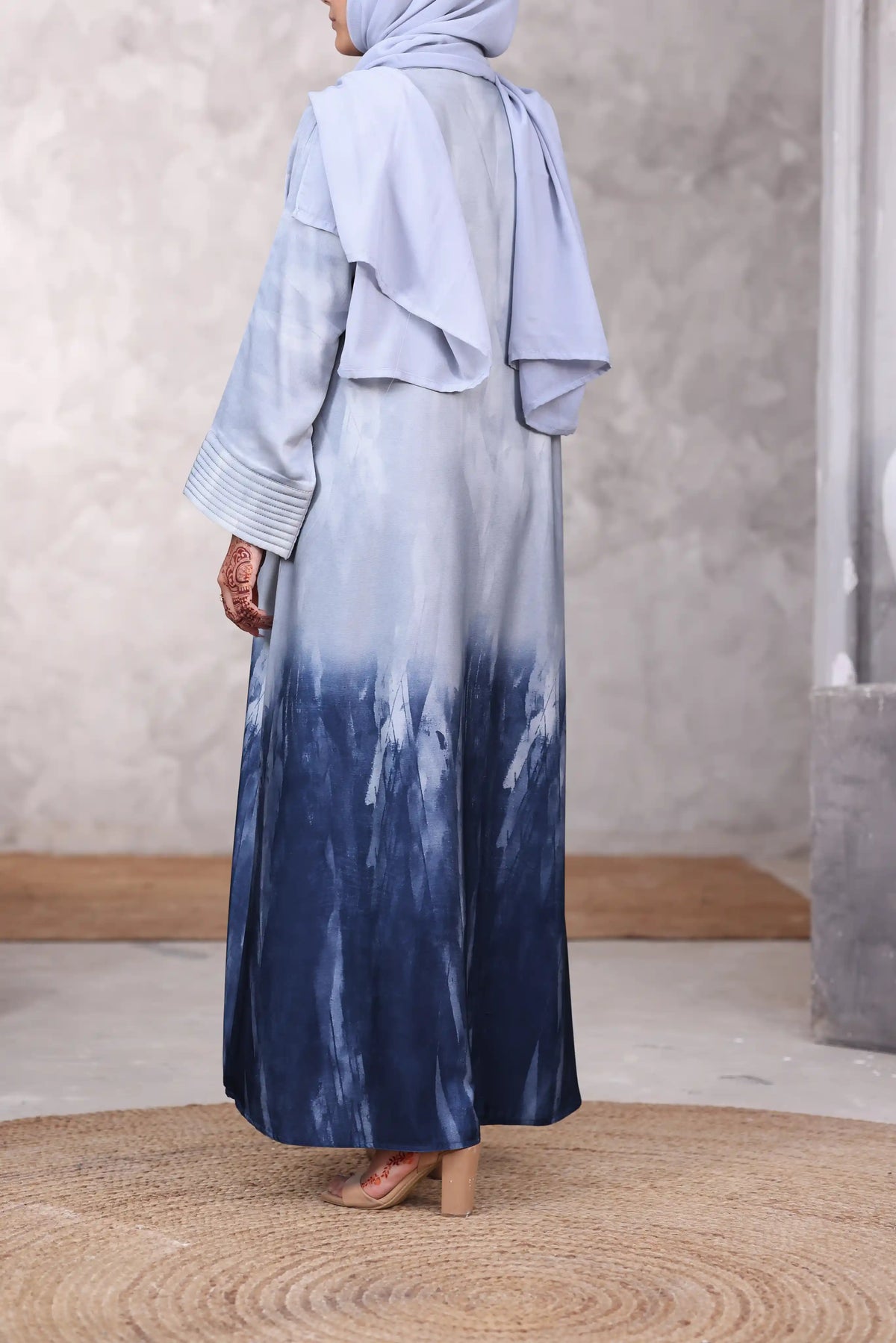 Desire Sapphire Abaya by Al Deebaj, photo 4