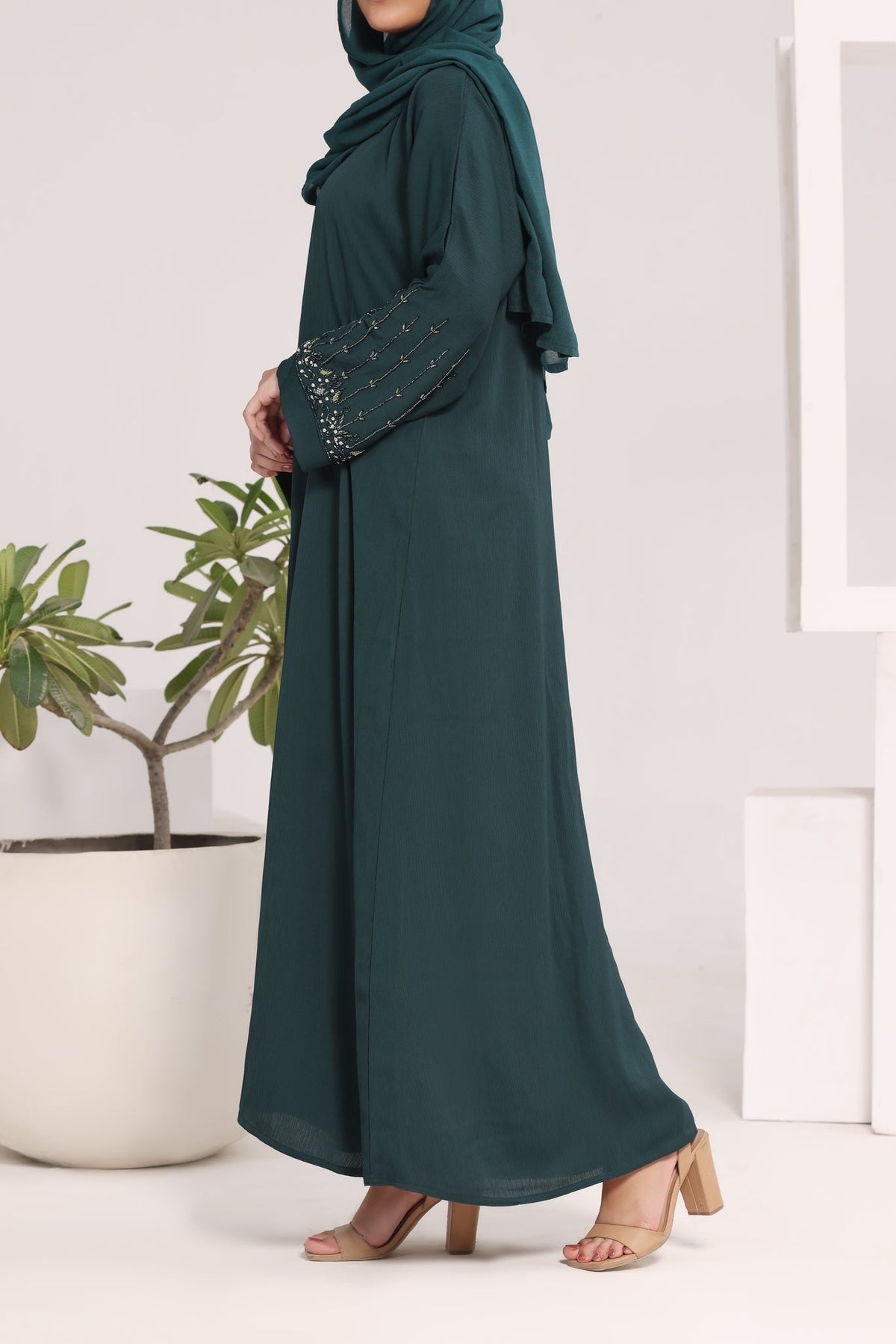 Amnah Abaya by Al Deebaj, photo 4