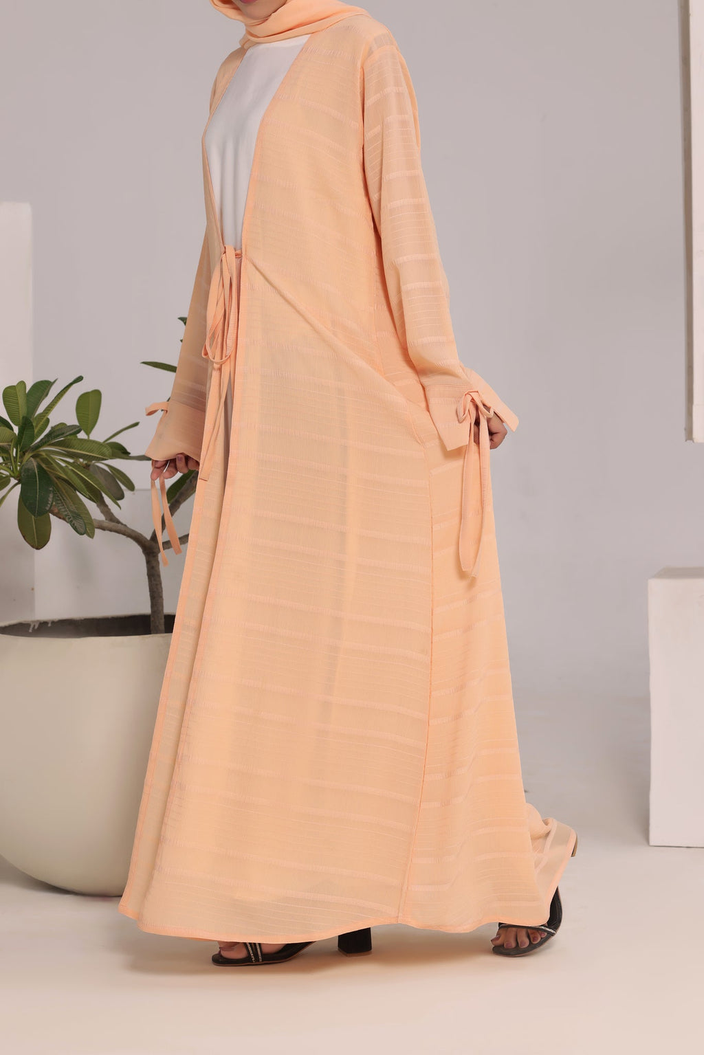 Habiba Peach Abaya by Al Deebaj, photo 4