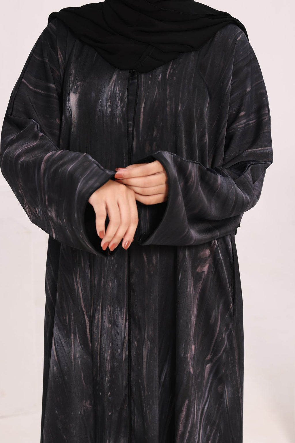 Black Pearl Printed Abaya by Al Deebaj, photo 4