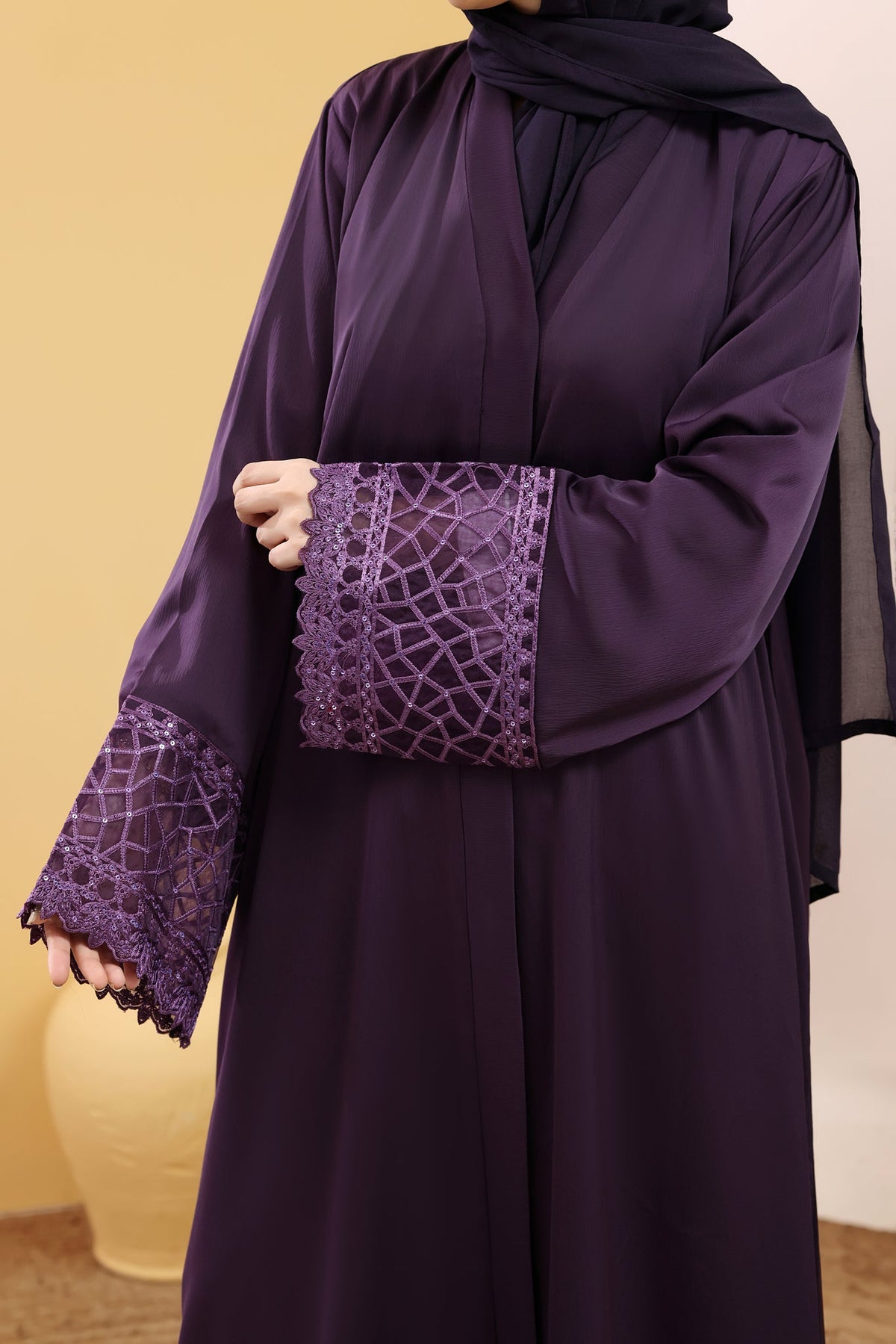 Safa Violet Abaya by Al Deebaj, photo 2