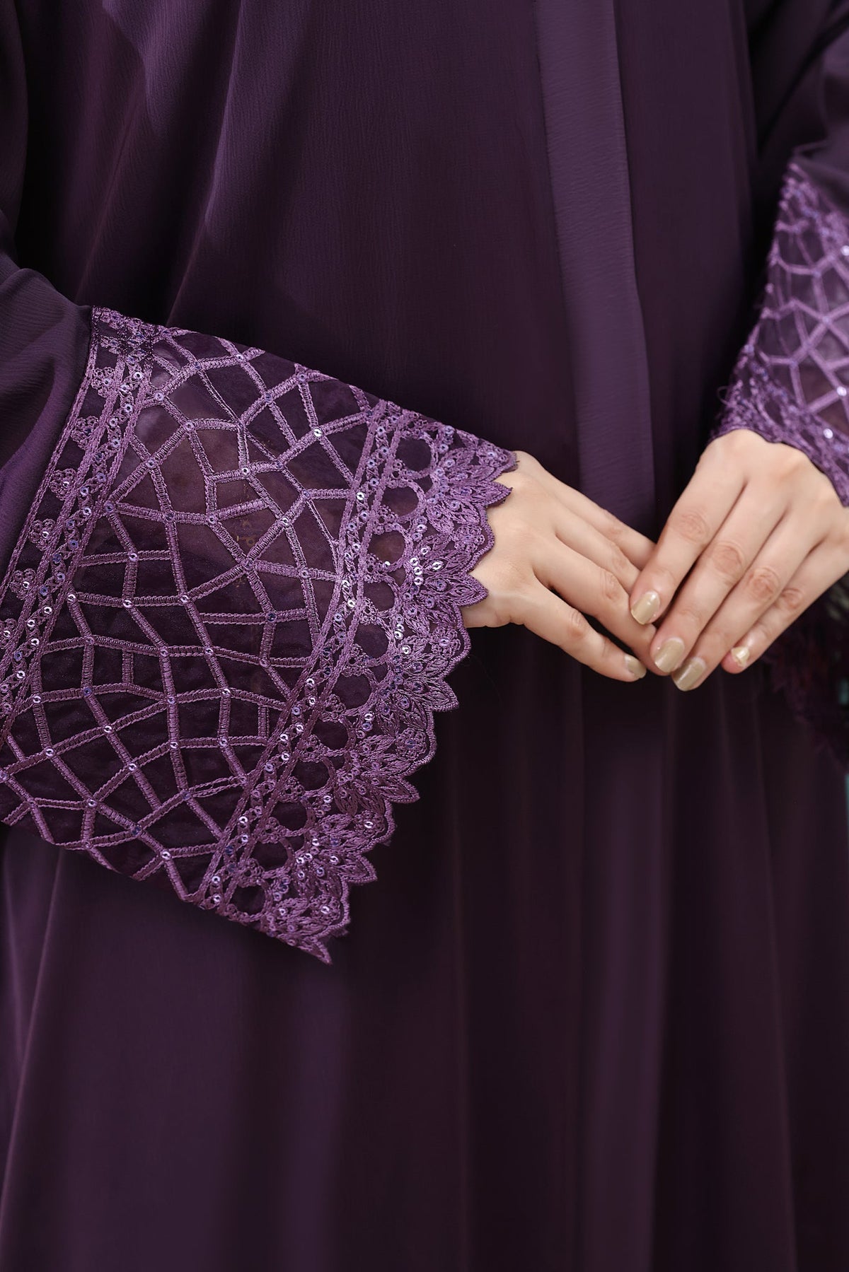 Safa Violet Abaya by Al Deebaj, photo 5