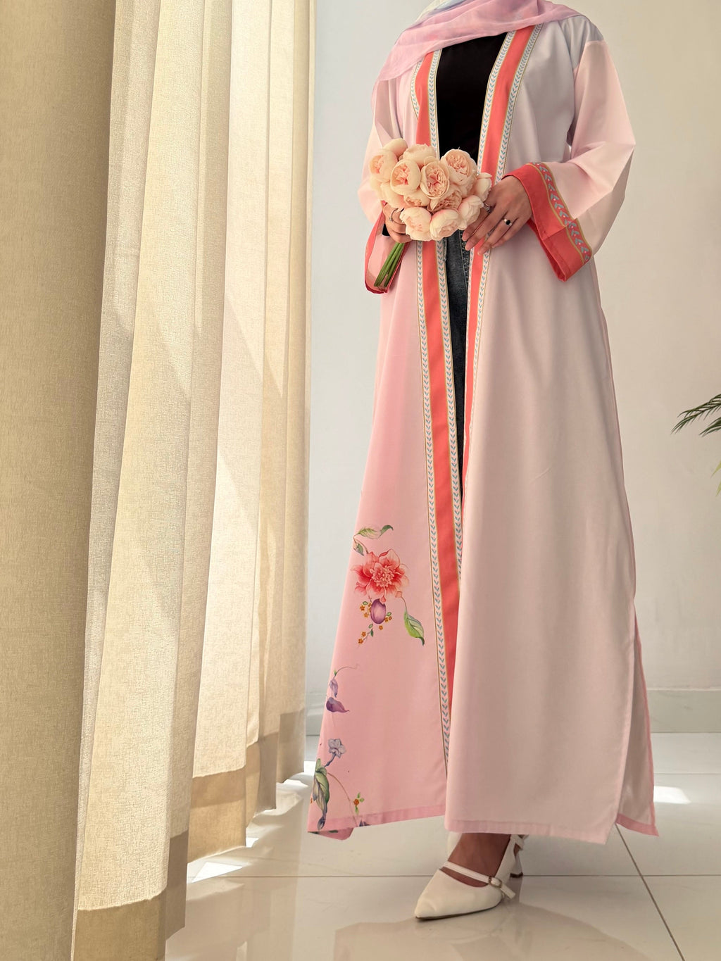Floral Blush Abaya by Al Deebaj, photo 4